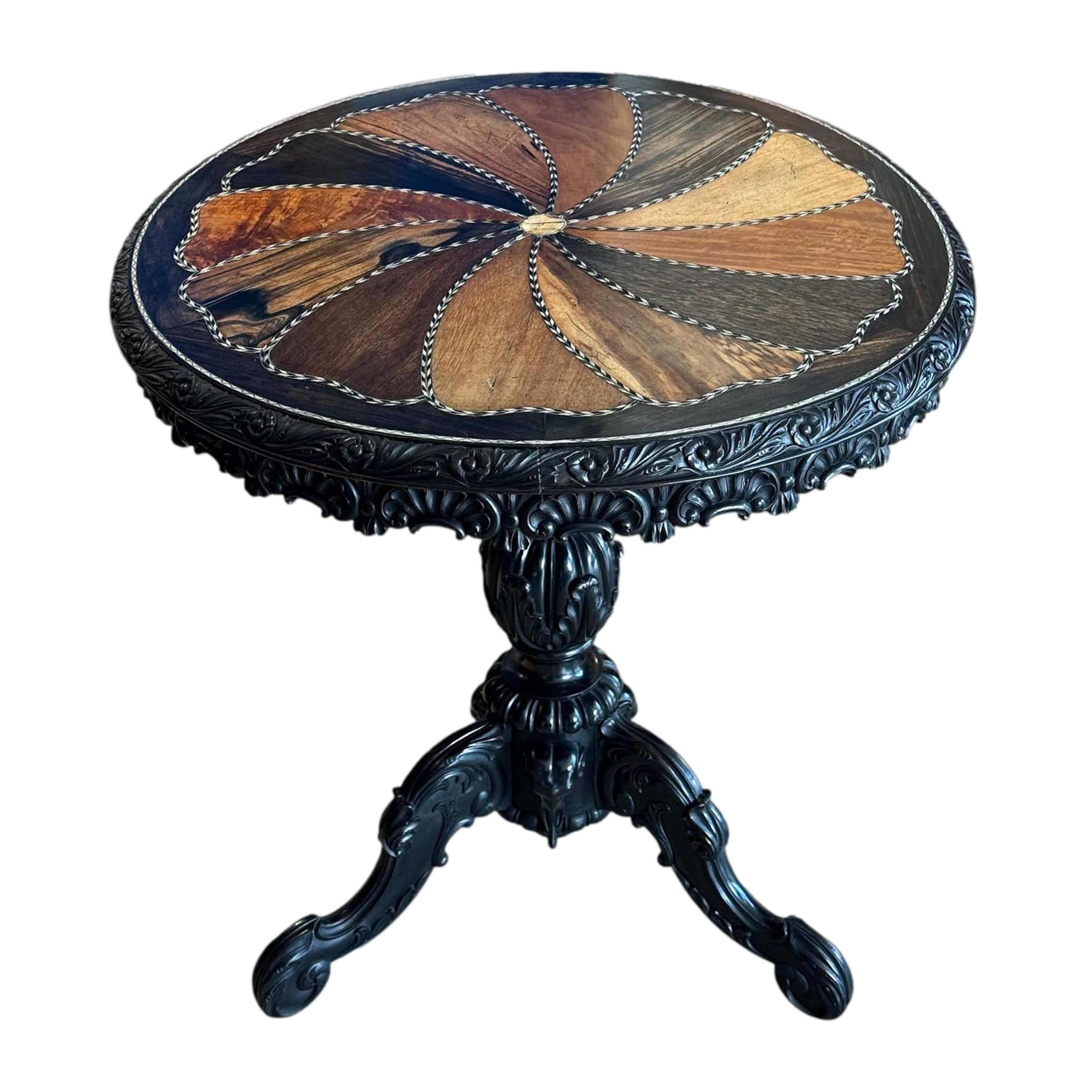 Fine Ceylonese Early-19th Century Specimen Wood Table
