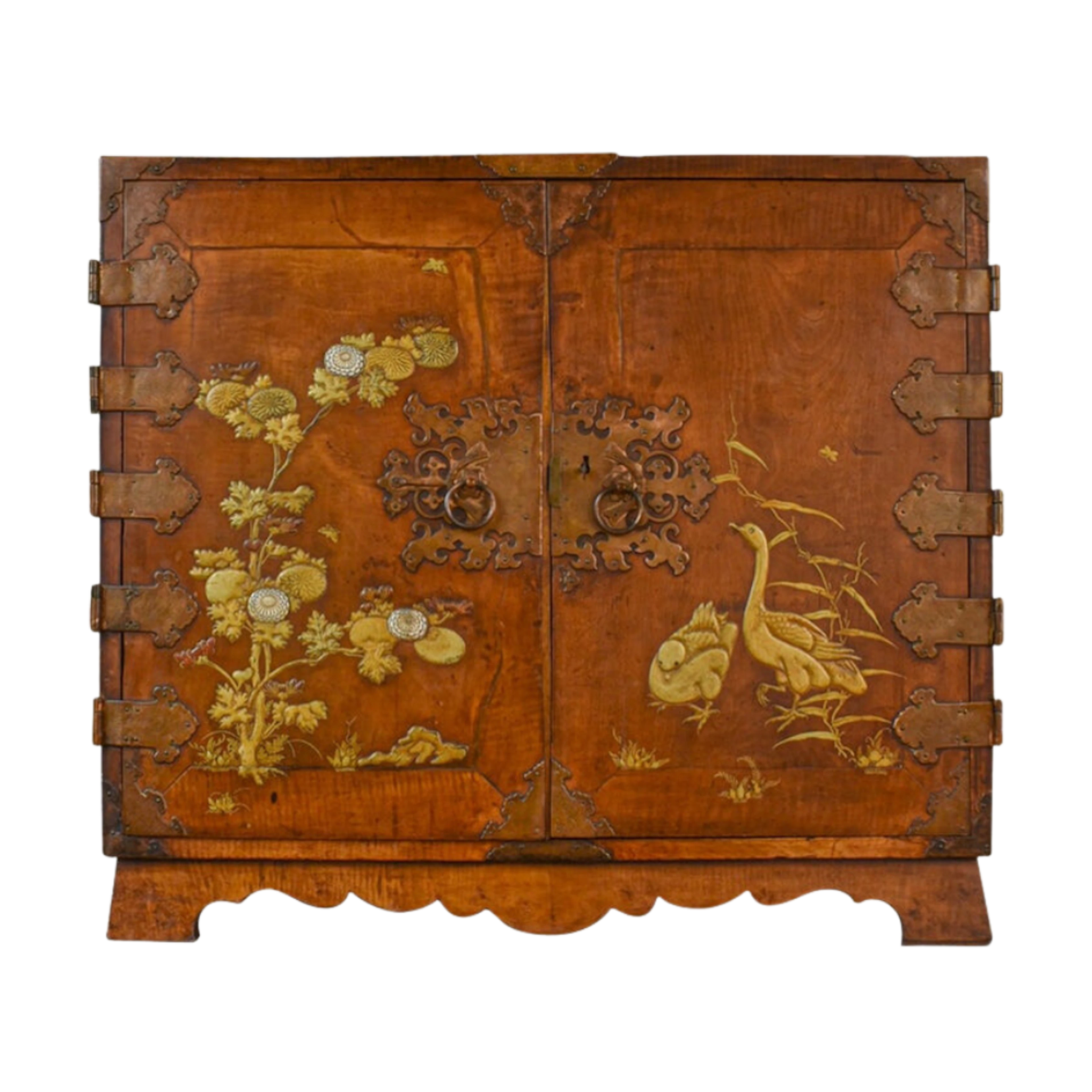 Fine 17th Century Japanese Mulberrywood Gilt-Lacquer Cabinet