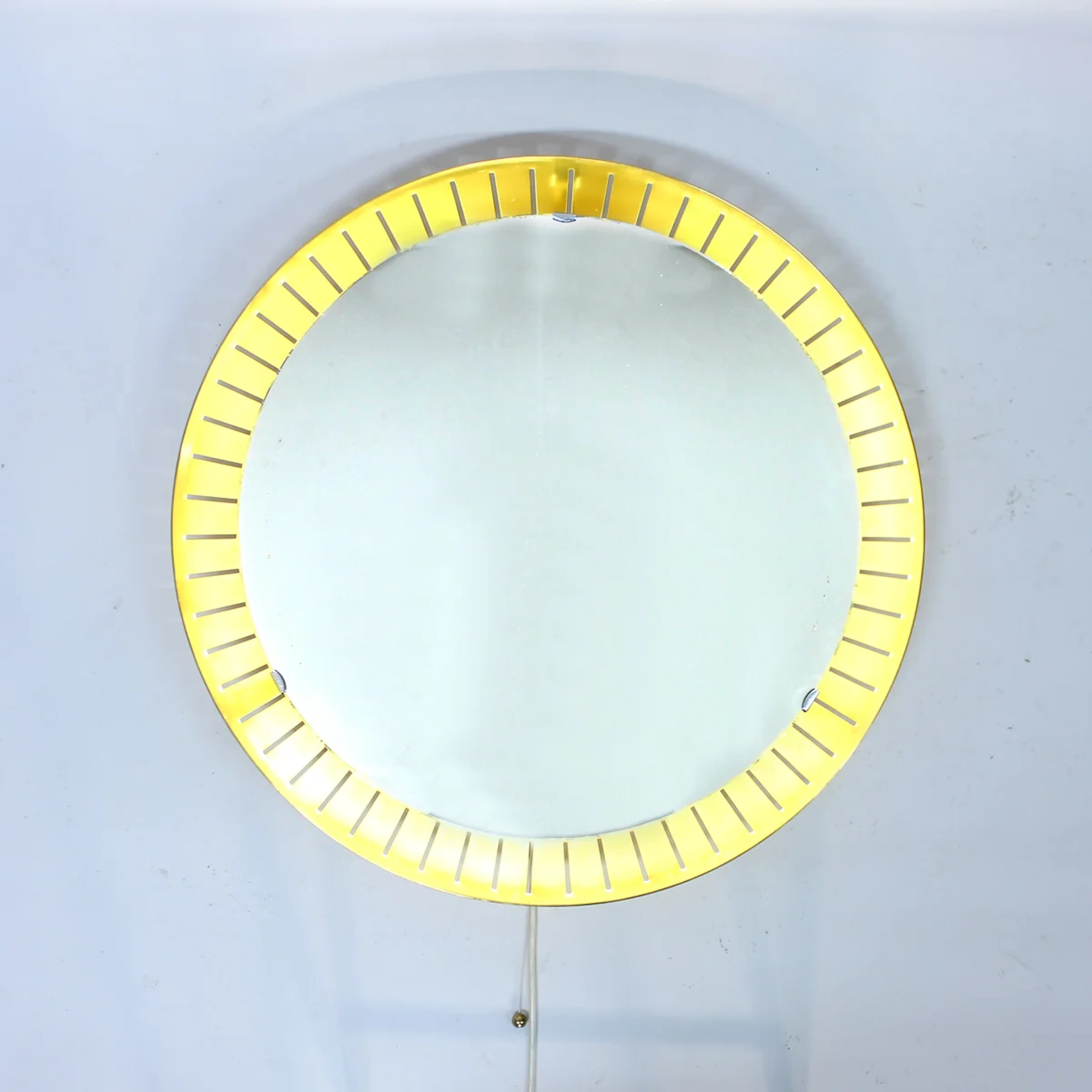 Italian backlit brass mirror by Stilnovo, 1960s