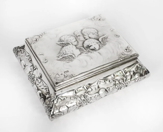 Antique Victorian Sterling Silver Casket by William Comyns & Sons 1898