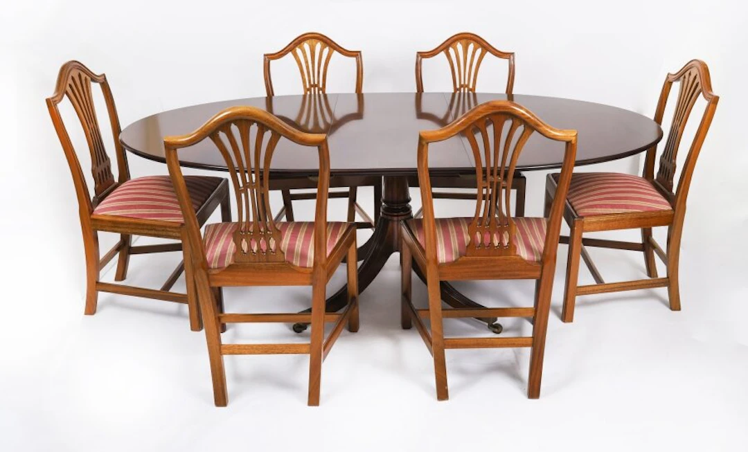 Vintage William Tillman Oval Regency Revival Dining Table & 6 chairs 20th C