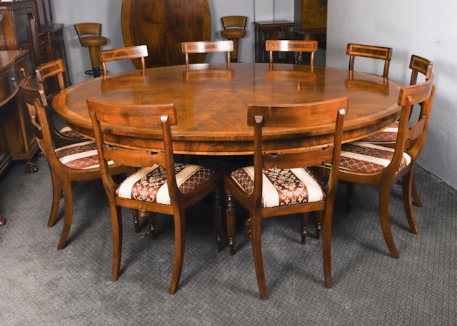 Vintage 7ft6" Diameter Flame Mahogany Dining Table & 10 Chairs 20th C