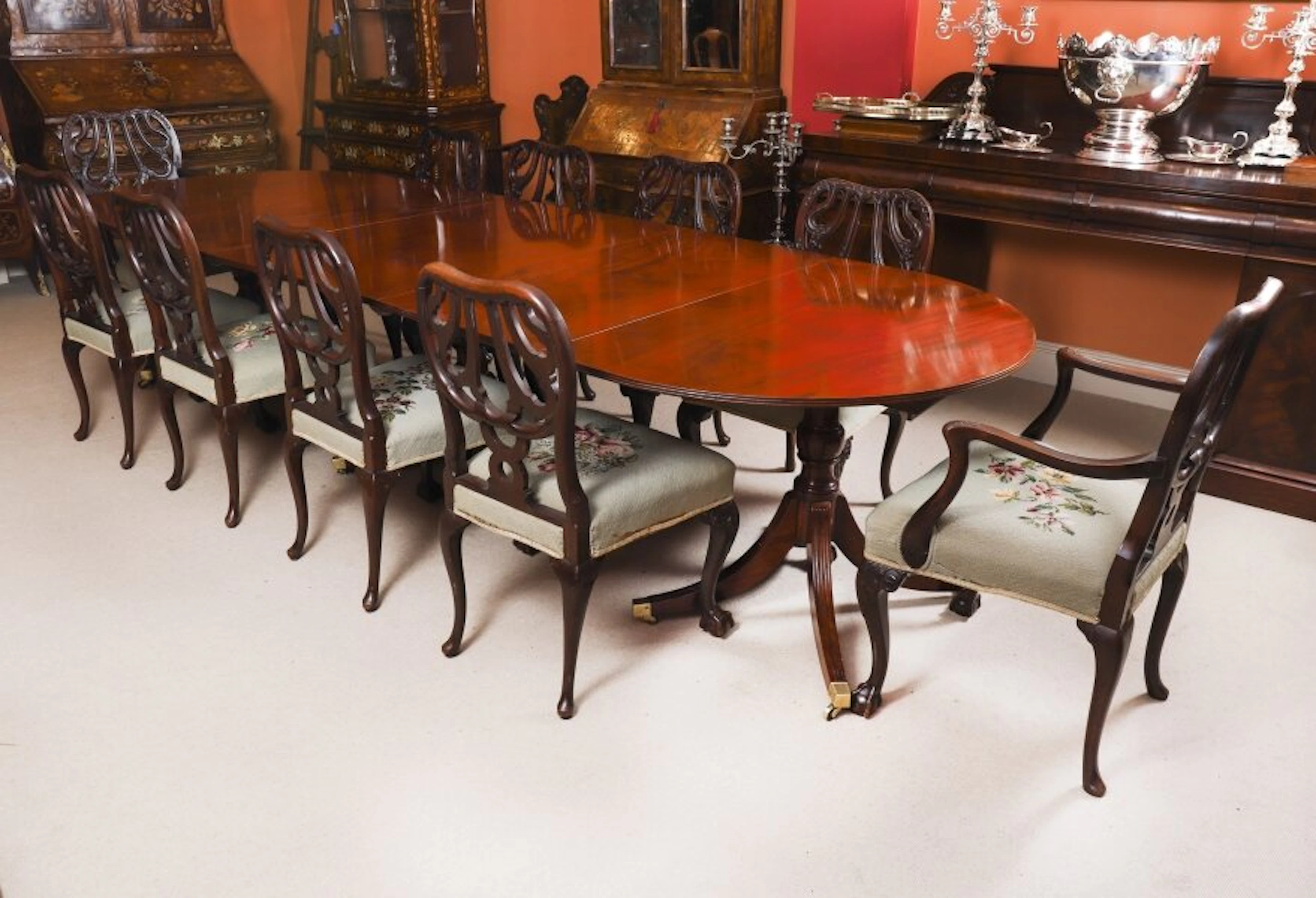Antique 11ft Regency Triple Pillar Dining Table Circa 1820 & 10 Chairs
