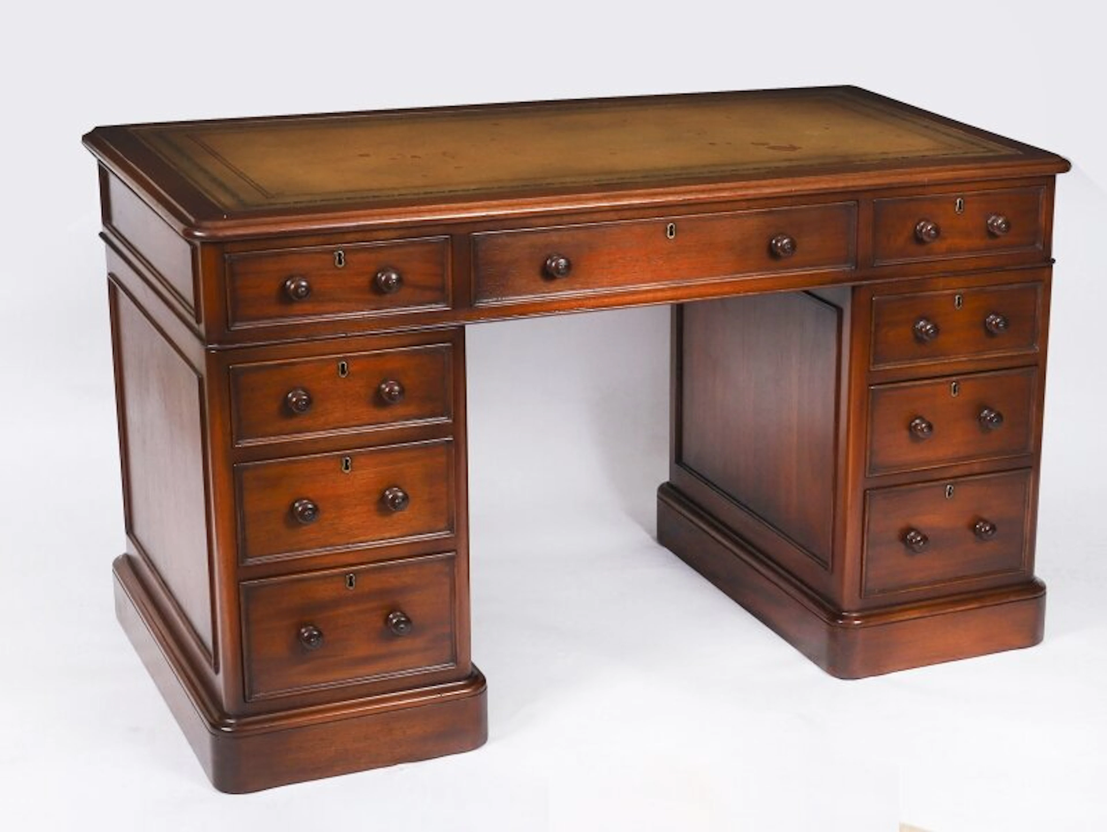 Vintage Flame Mahogany Twin Pedestal Desk 20th C 130x70cm