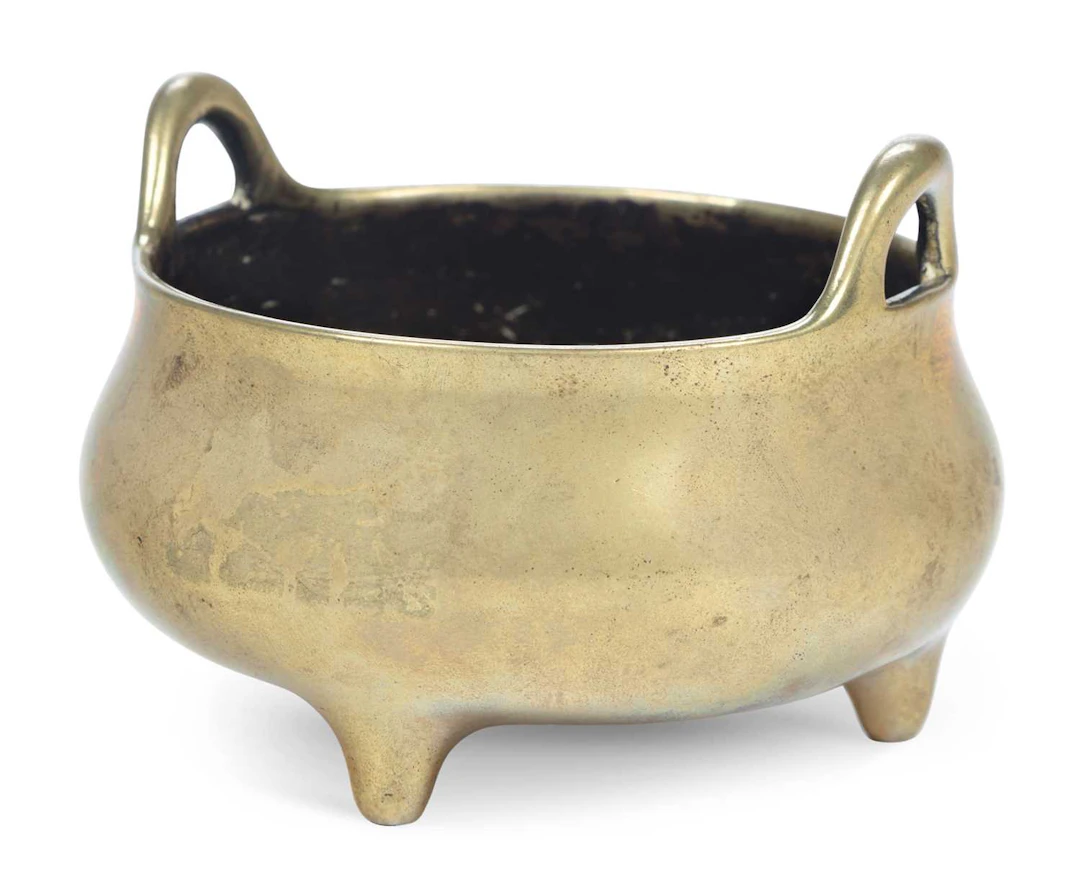 A CHINESE BRONZE CENSER QING DYNASTY