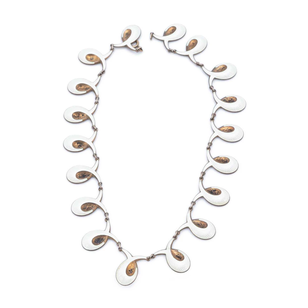 A GROUP OF SCANDINAVIAN SILVER JEWELLERY