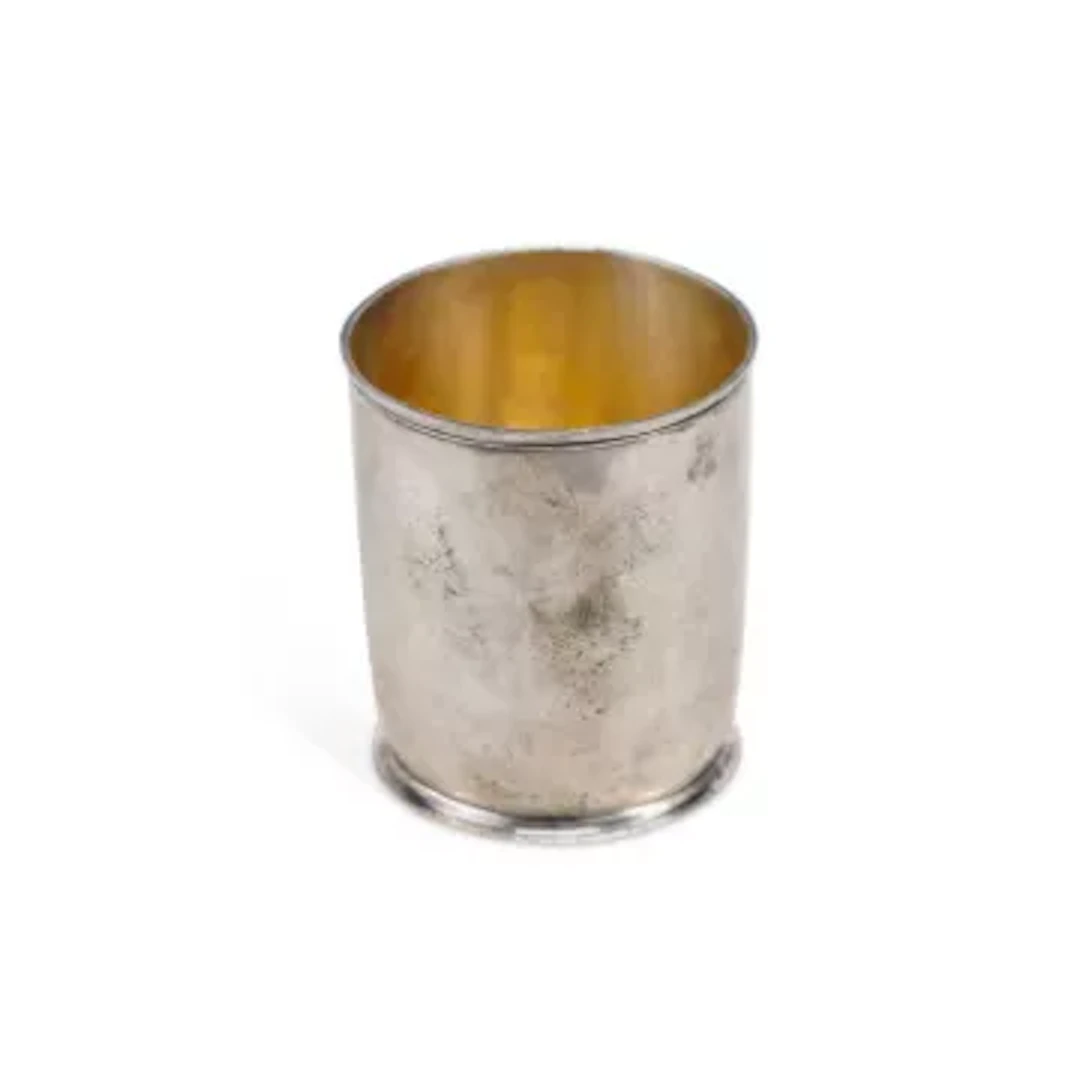 AN 18TH CENTURY CONTINENTAL SILVER BEAKER