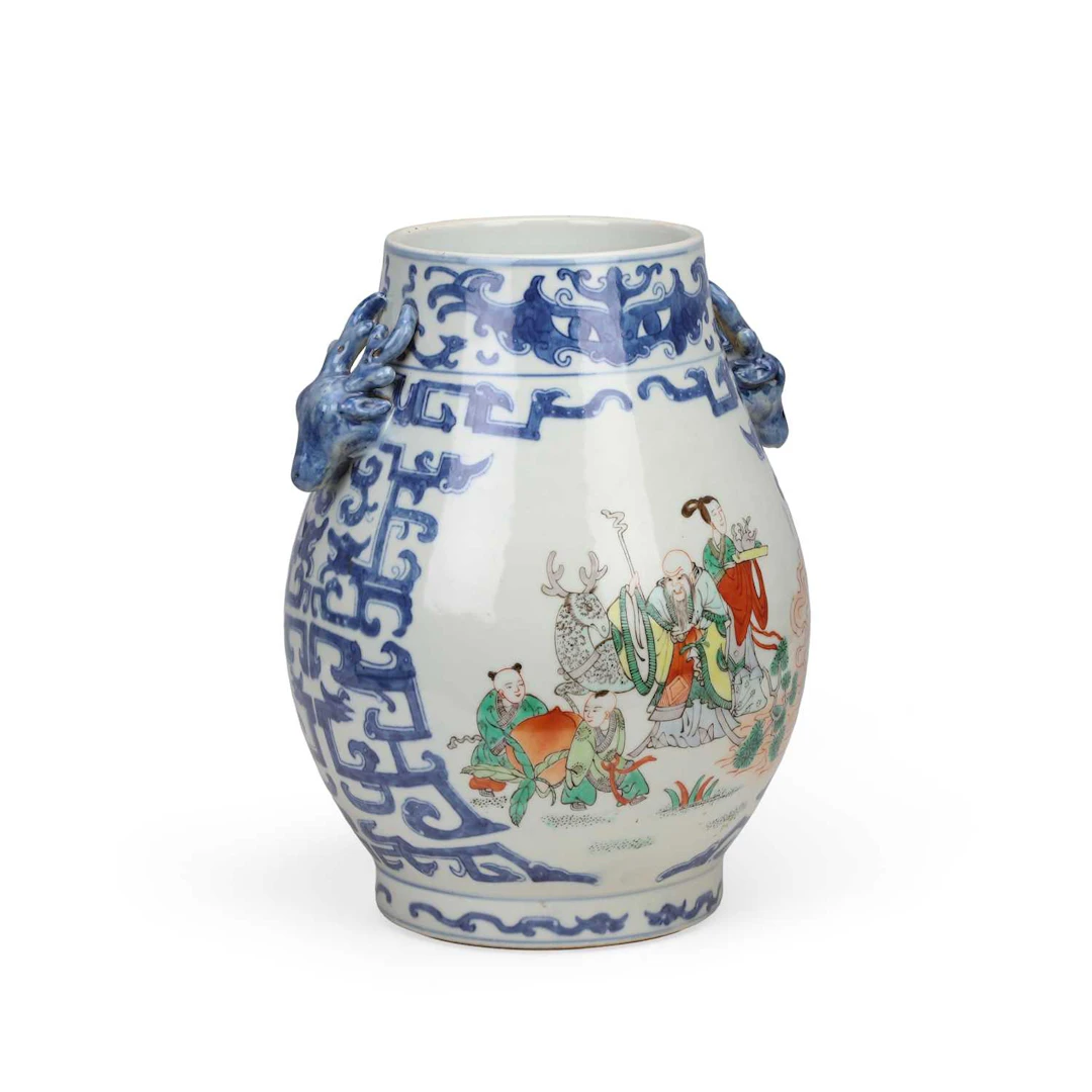A CHINESE FAMILLE VERTE TWO-HANDLED VASE