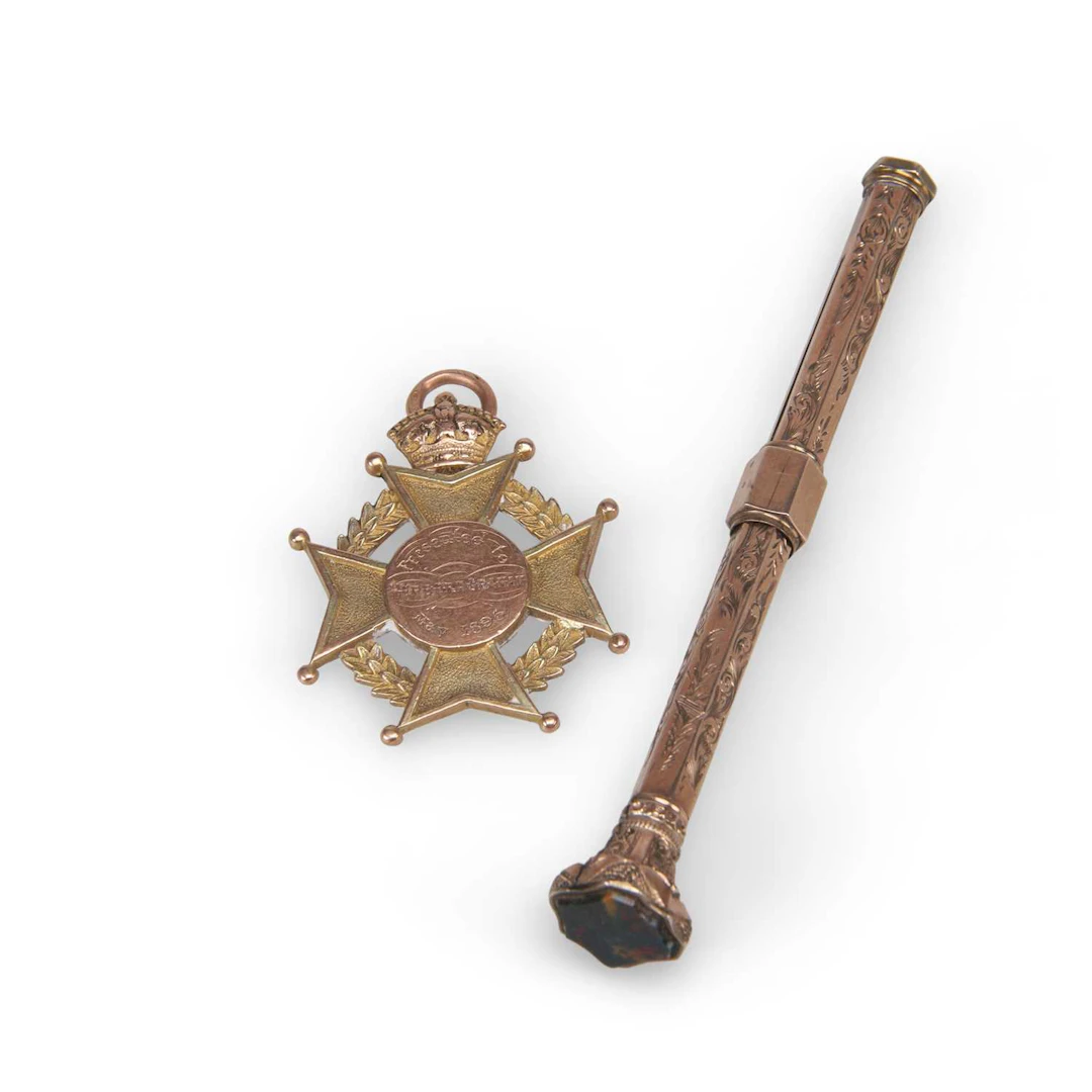 A 9CT GOLD MEDALLION