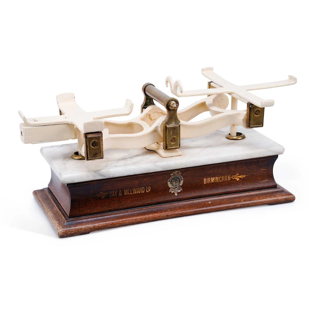 A SET OF CHEESEMONGER'S SCALES