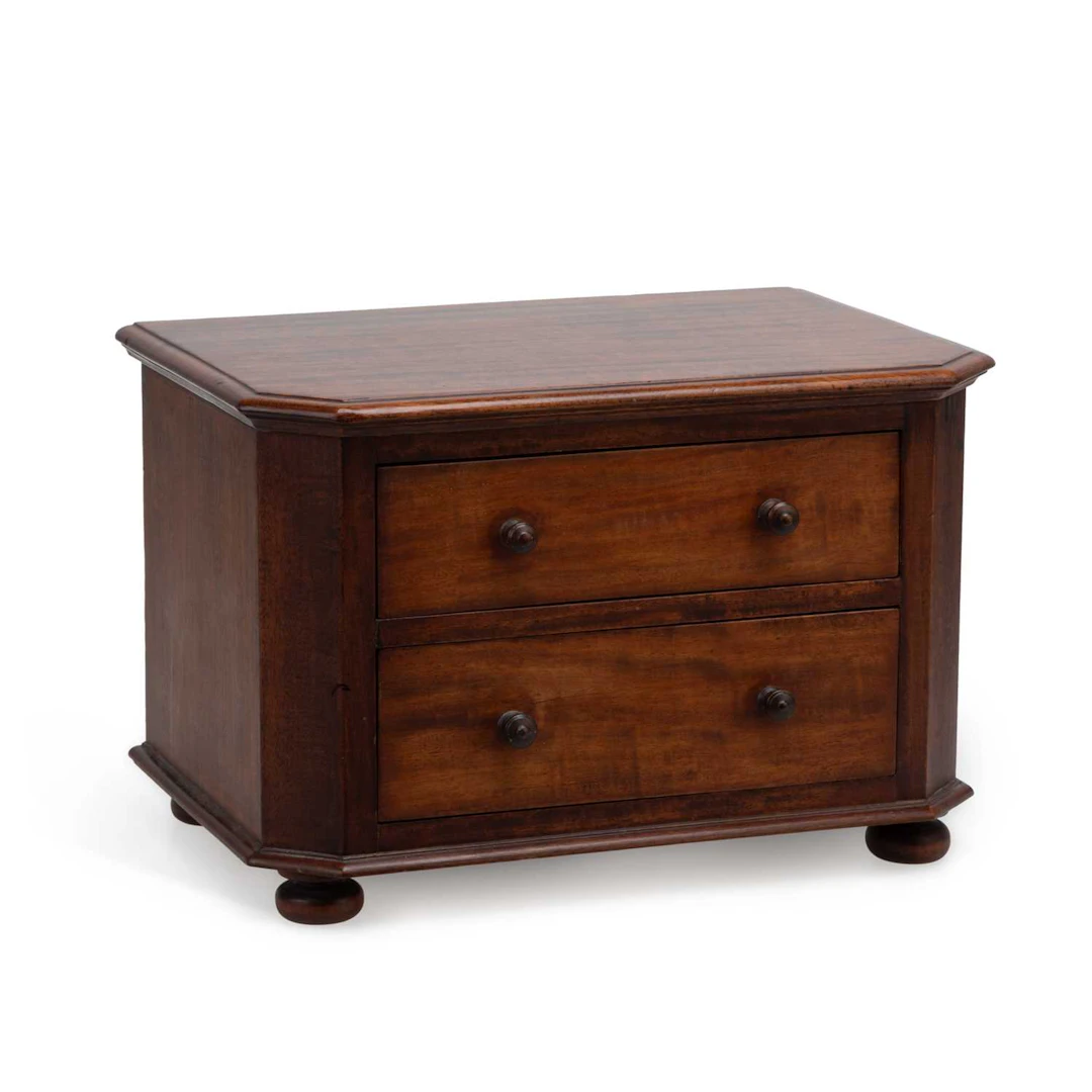 A VICTORIAN MAHOGANY MINIATURE CHEST OF DRAWERS