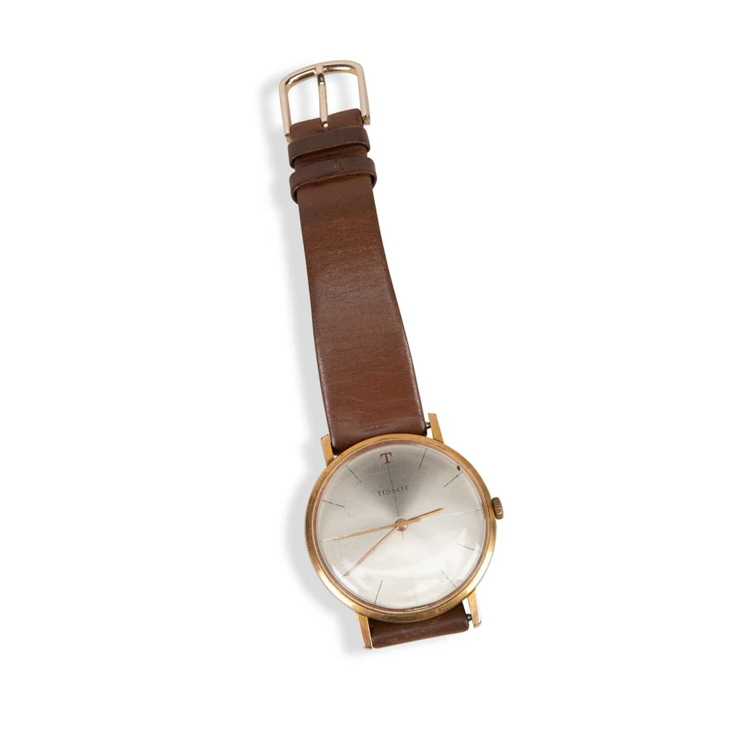 A GROUP OF WATCHES