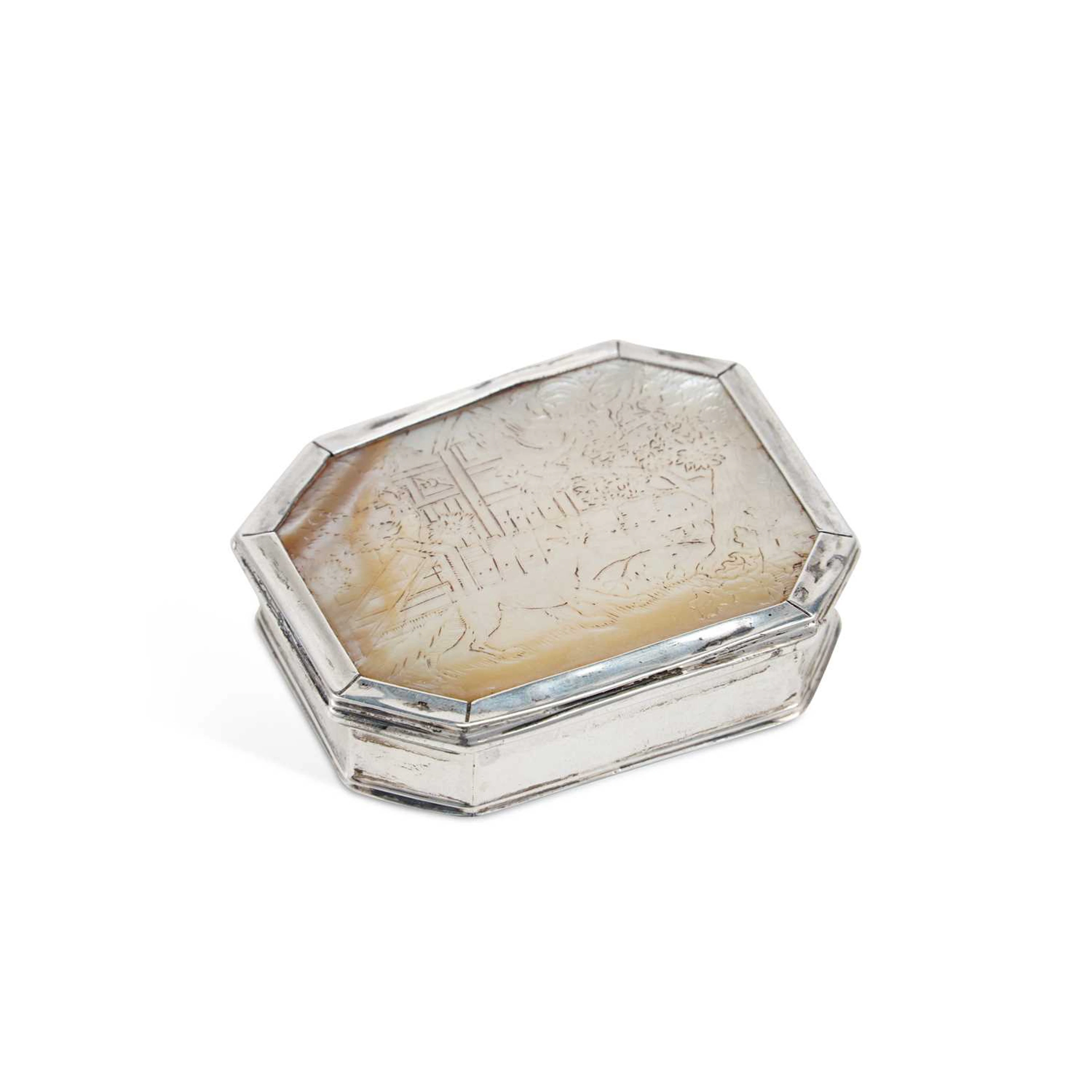 AN 18TH CENTURY SILVER AND MOTHER-OF-PEARL SNUFF BOX