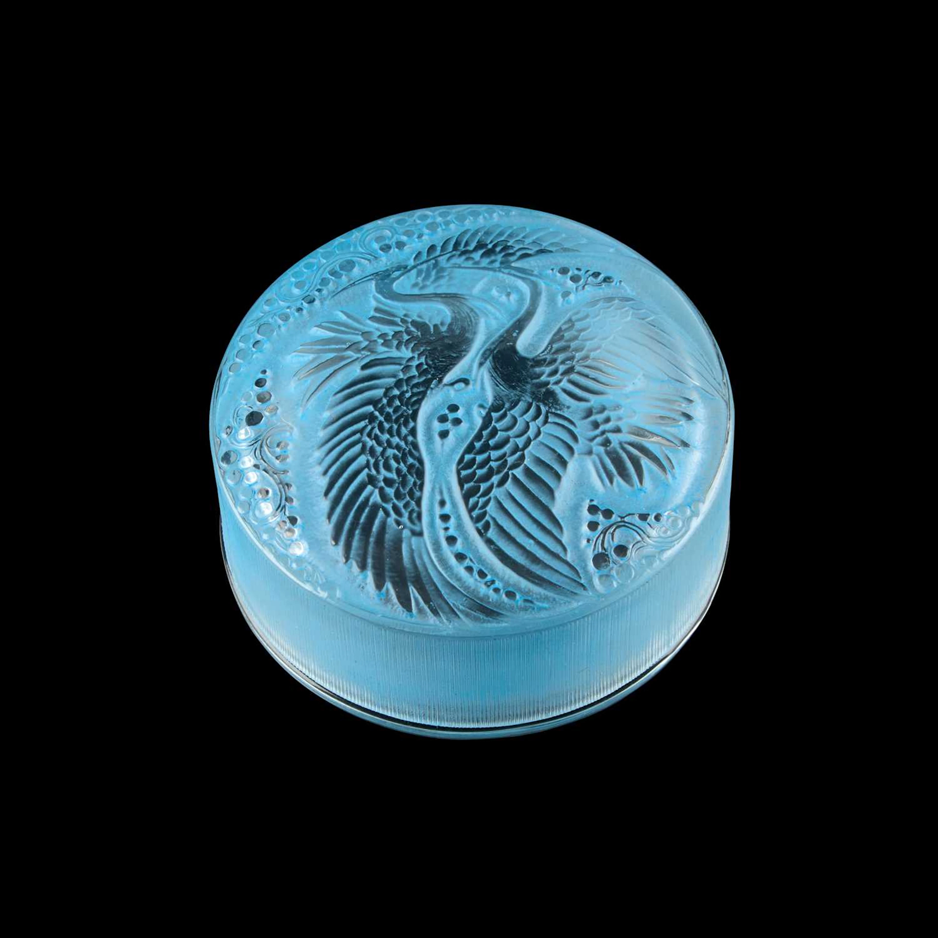 RENÉ LALIQUE (FRENCH, 1860-1945) A 'RAMBOUILLET' BOX, DESIGNED 1924
