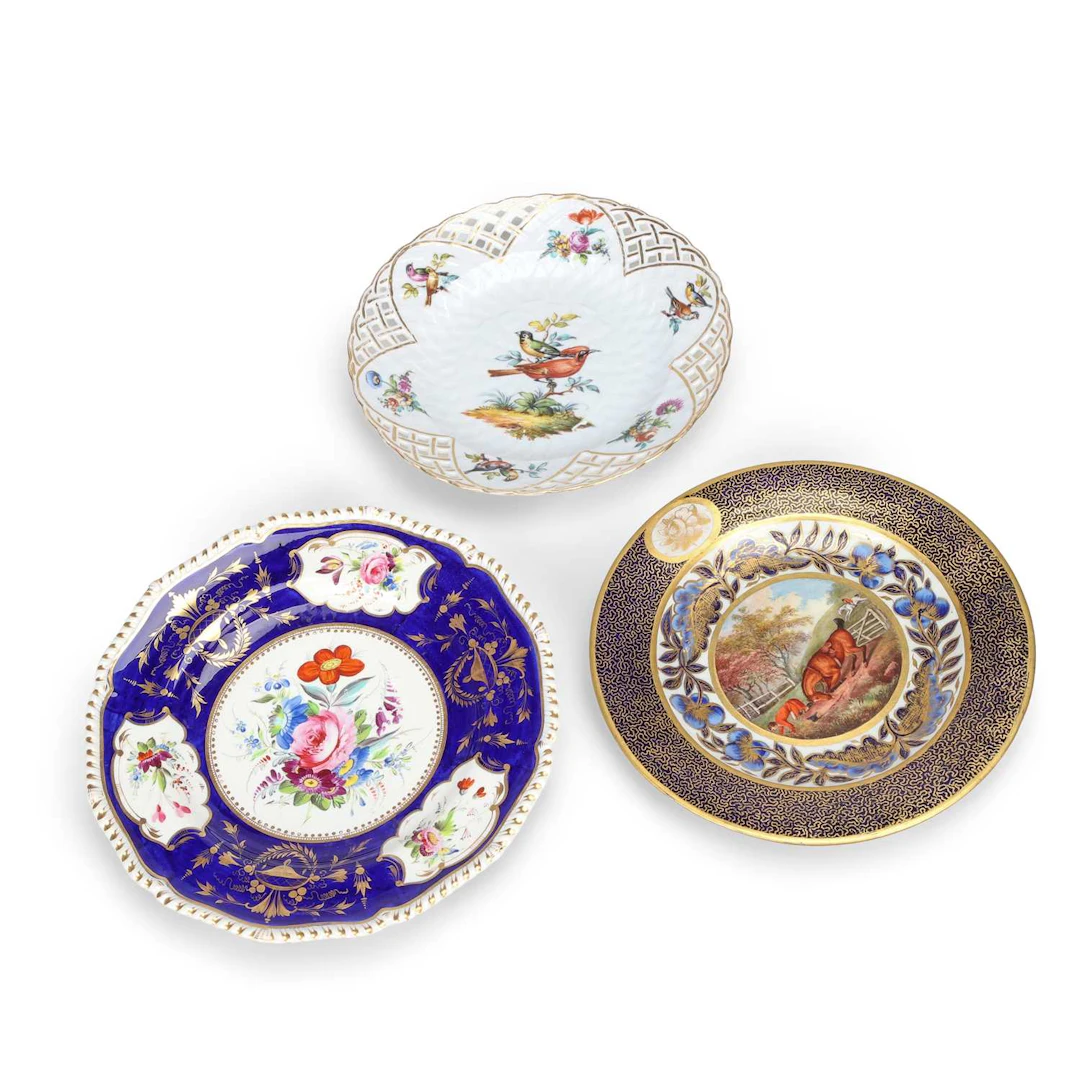 A DERBY PLATE, A BLOOR DERBY PLATE AND A DRESDEN RETICULATED PLATE