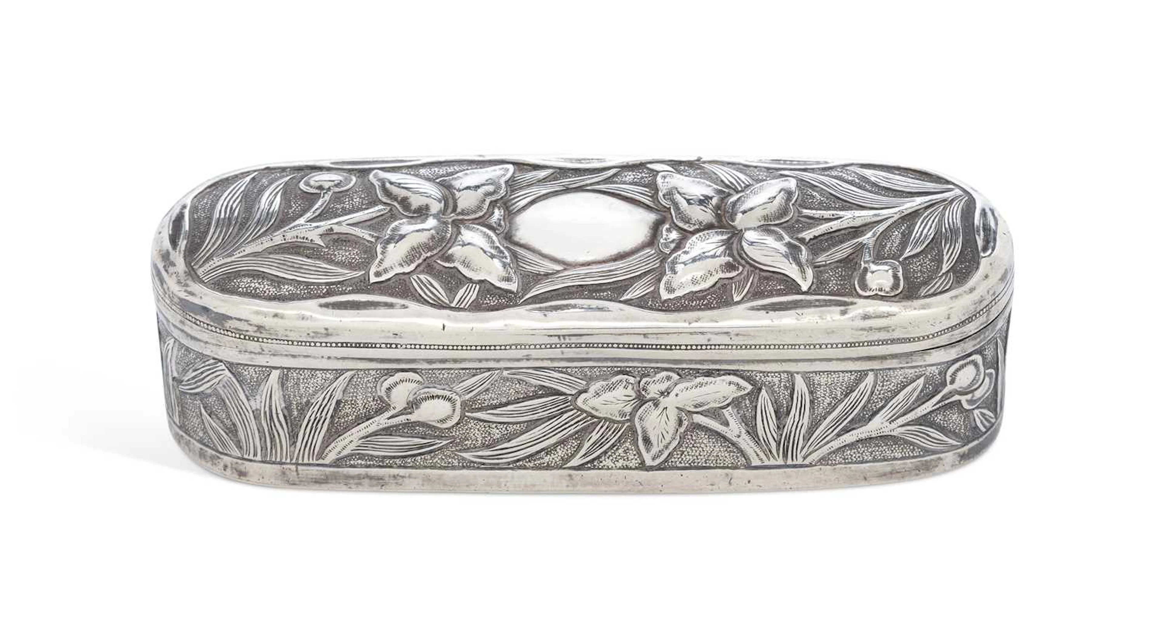 AN INDIAN SILVER ART NOUVEAU BOX