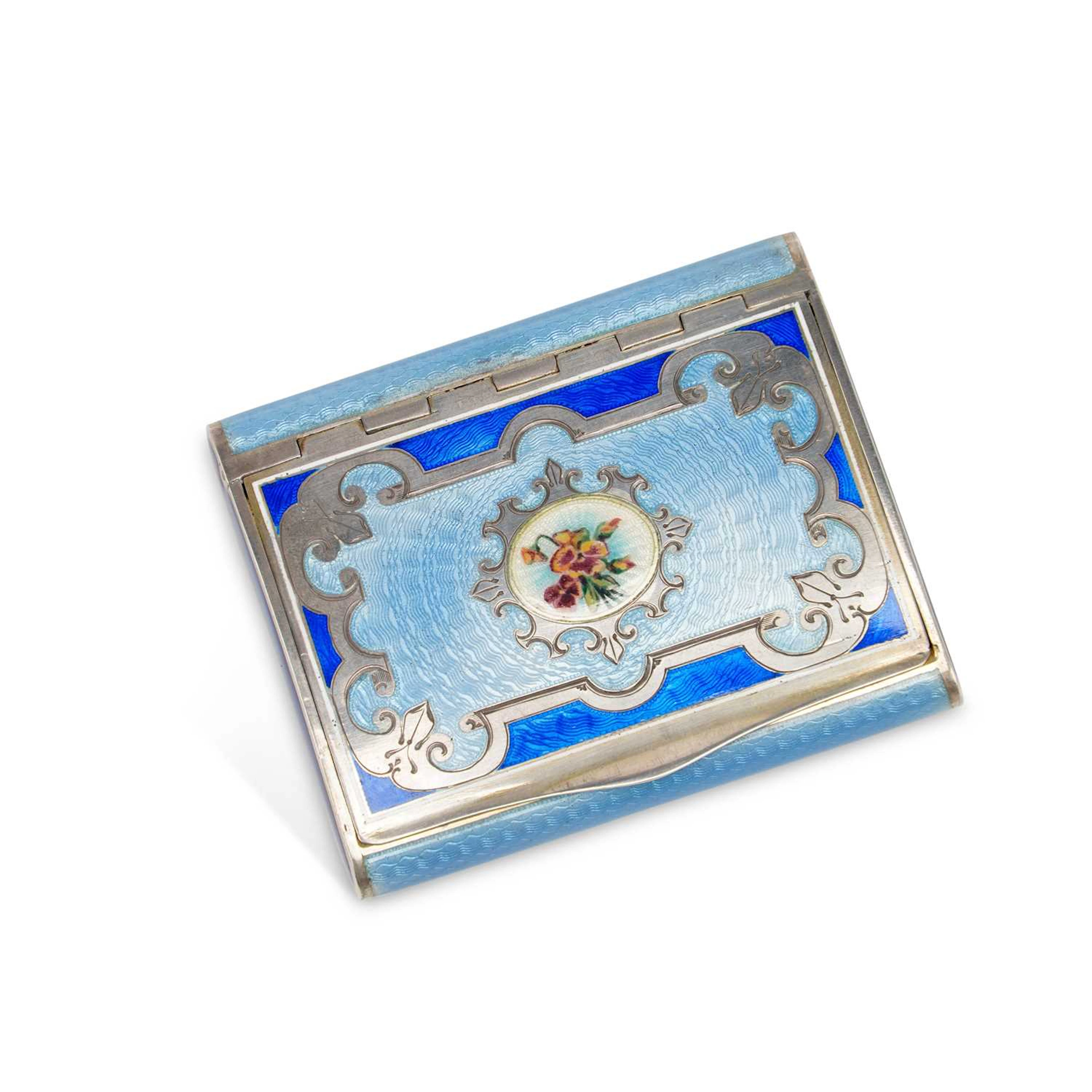 A CONTINENTAL SILVER AND GUILLOCHÉ ENAMEL SNUFF BOX