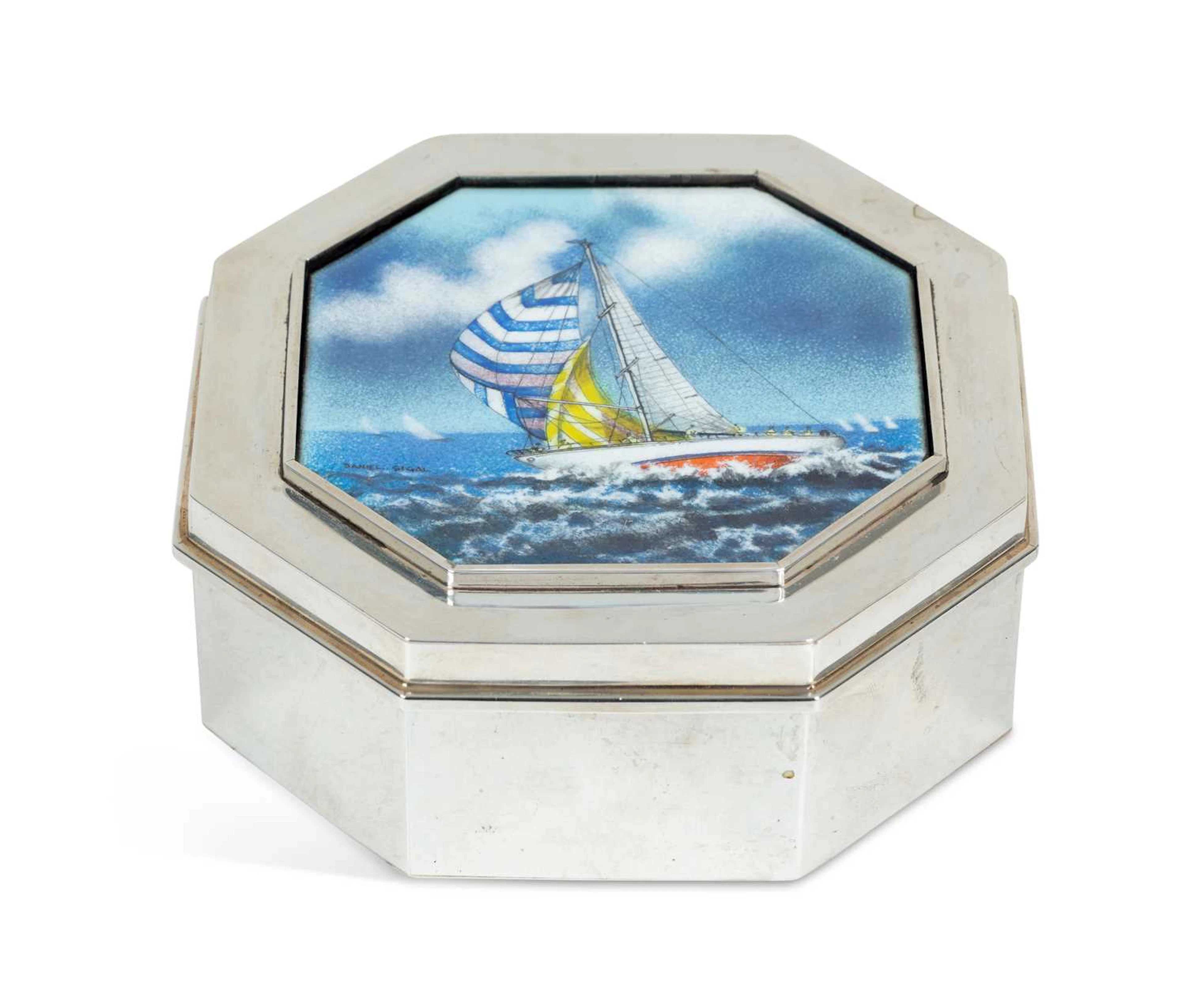 AN AMERICAN STERLING SILVER AND ENAMEL BOX CIRCA 1960S