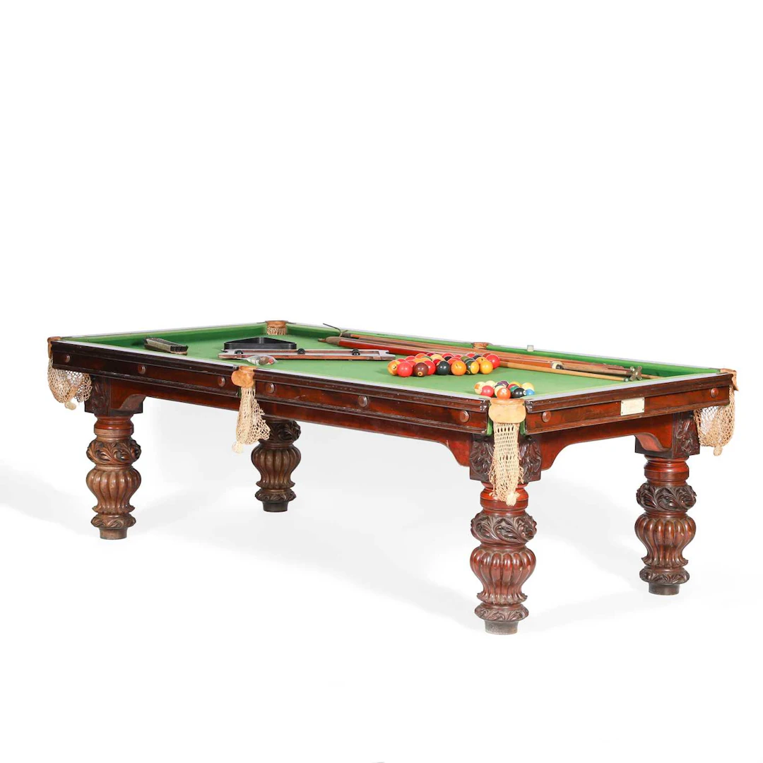 AN EARLY VICTORIAN MAHOGANY BILLIARD DINING TABLE