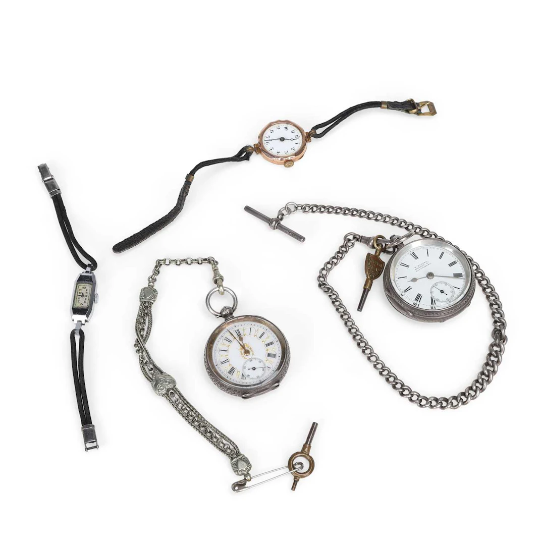 A GROUP OF WRISTWATCHES AND FOB WATCHES