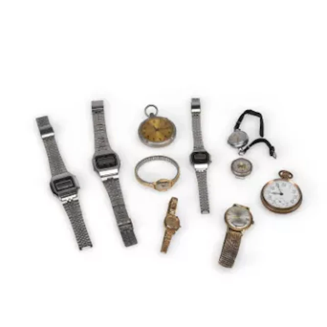 A GROUP OF POCKET WATCHES AND WRIST WATCHES