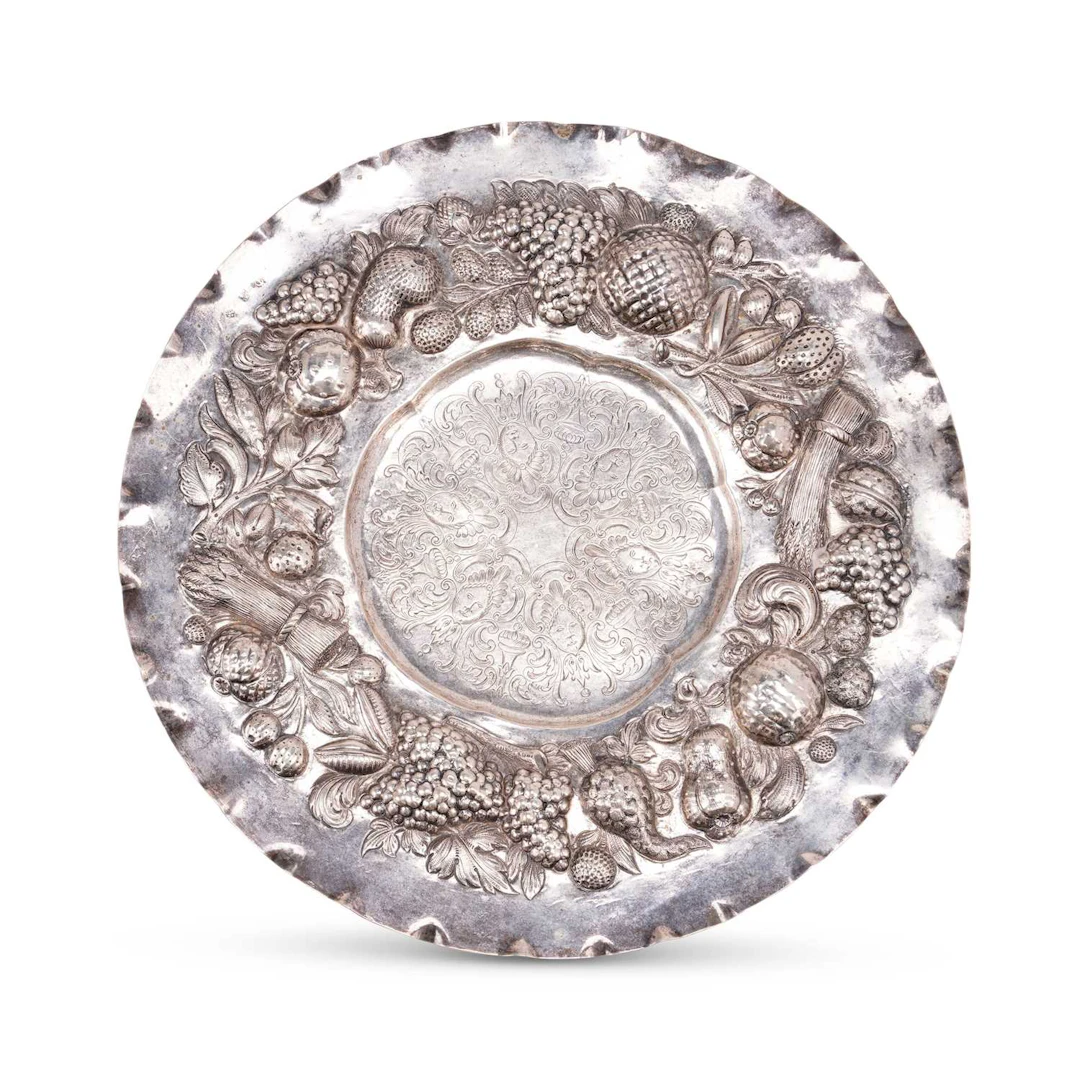 A NORTHERN EUROPEAN SILVER CHARGER