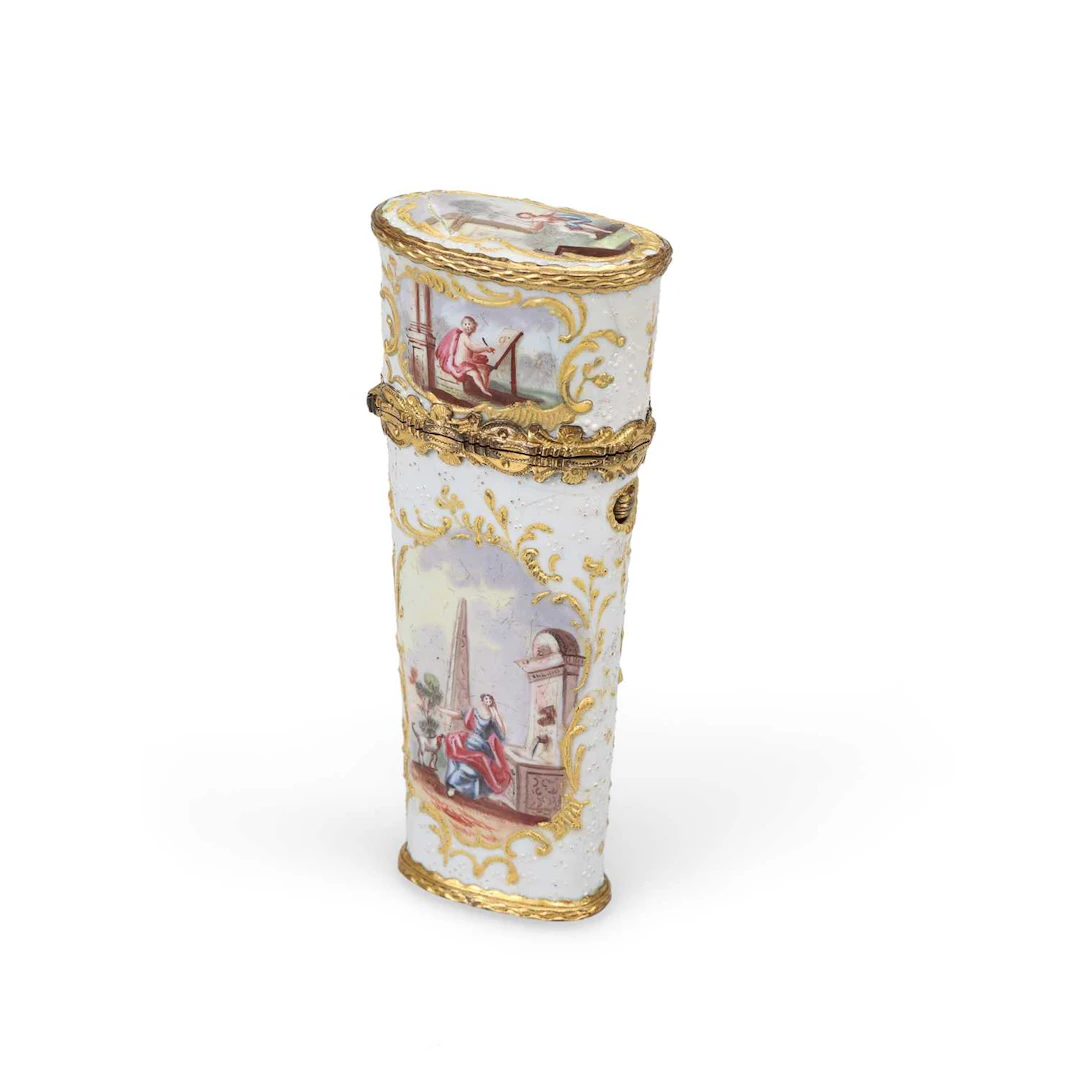 § A SOUTH STAFFORDSHIRE ENAMEL ETUI