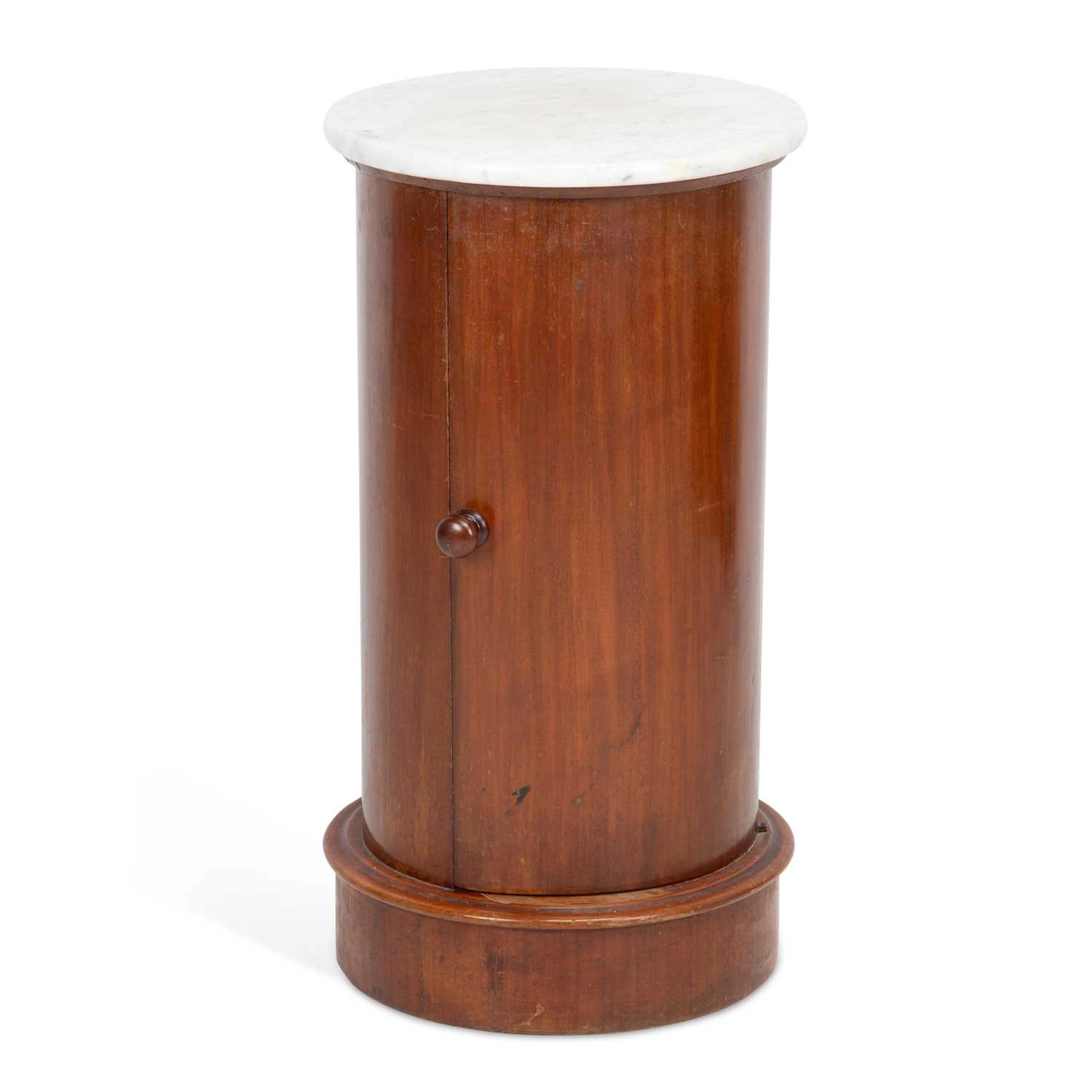 A VICTORIAN MAHOGANY POT CUPBOARD
