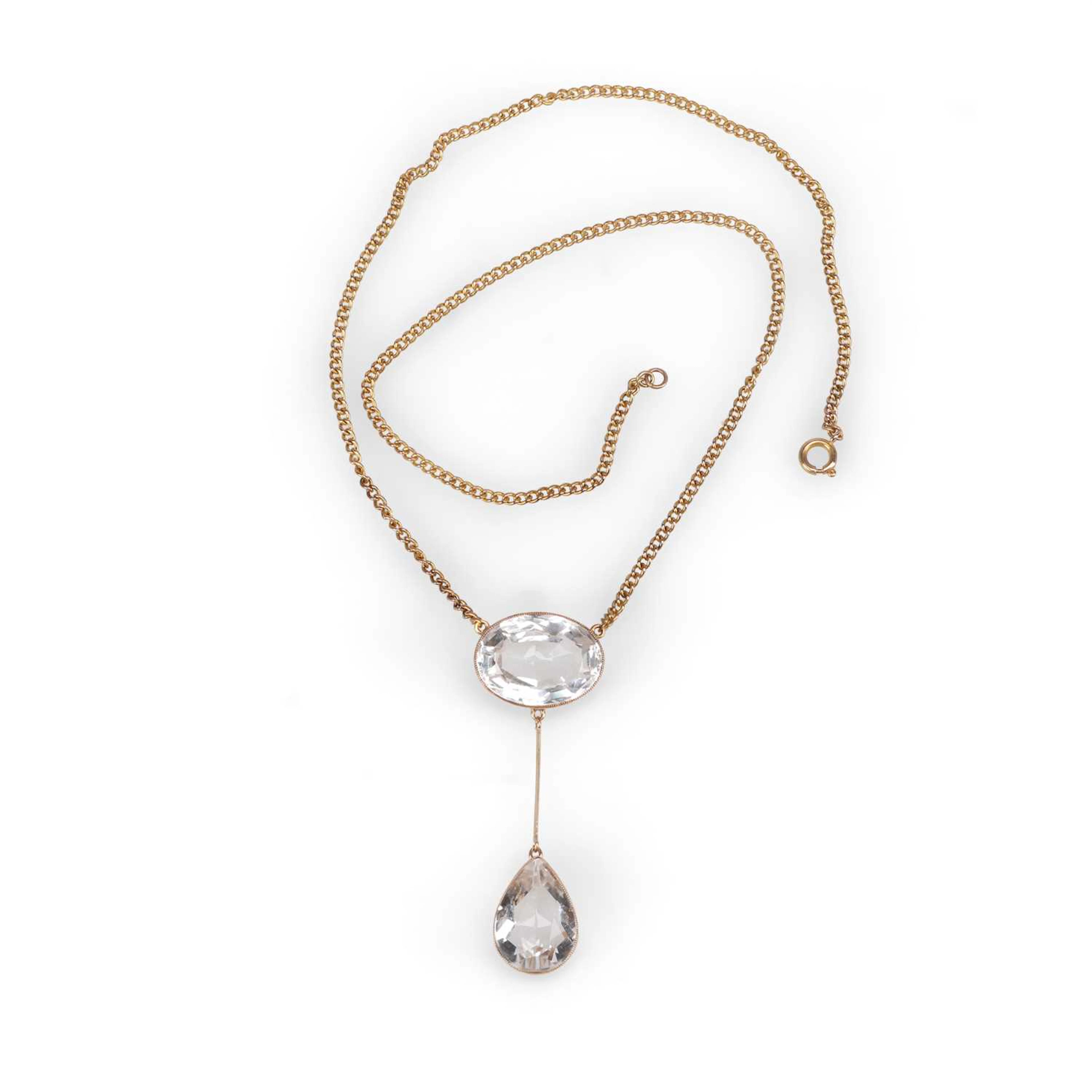 A ROCK CRYSTAL PENDANT NECKLACE
