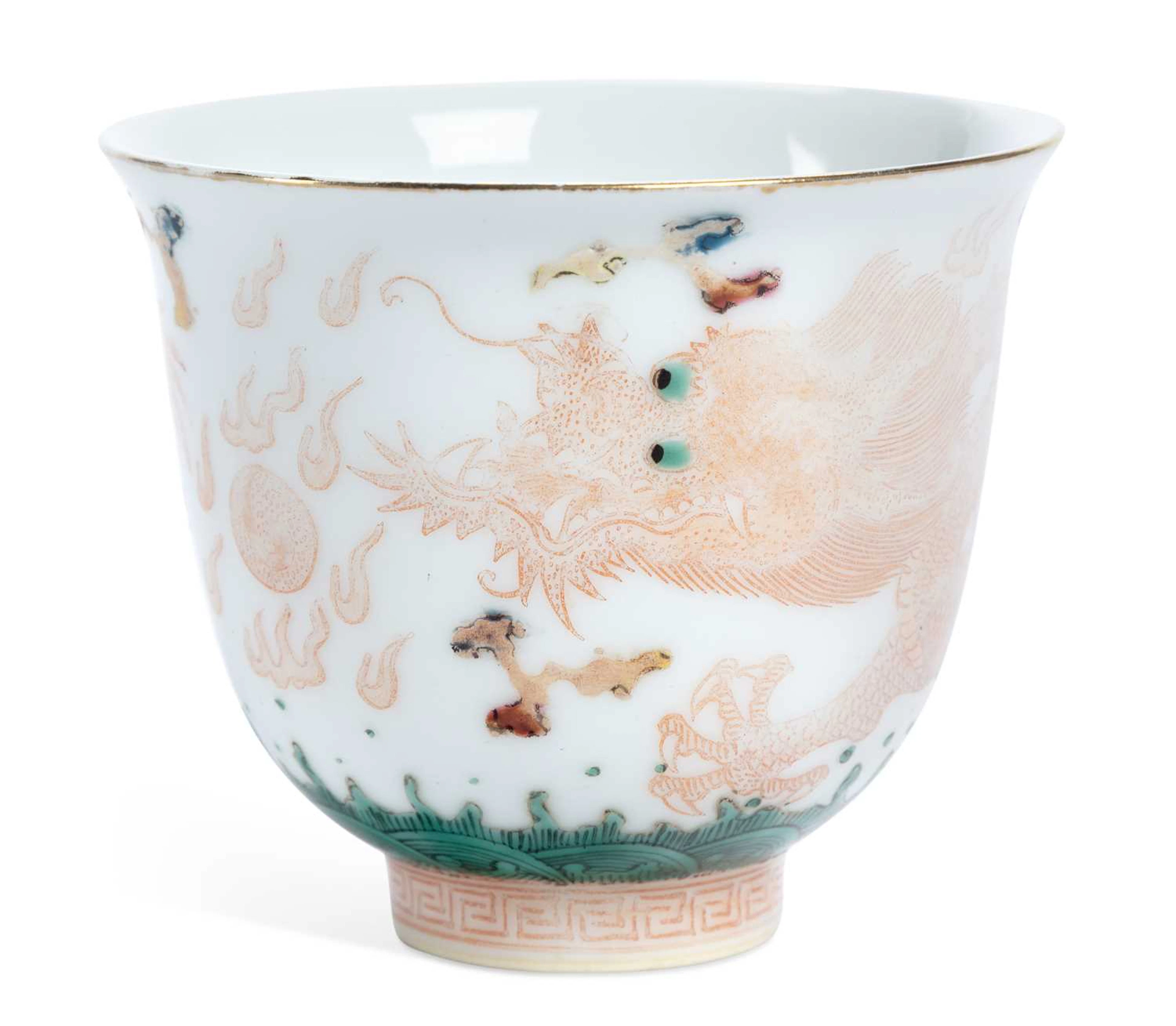 A CHINESE PORCELAIN BEAKER