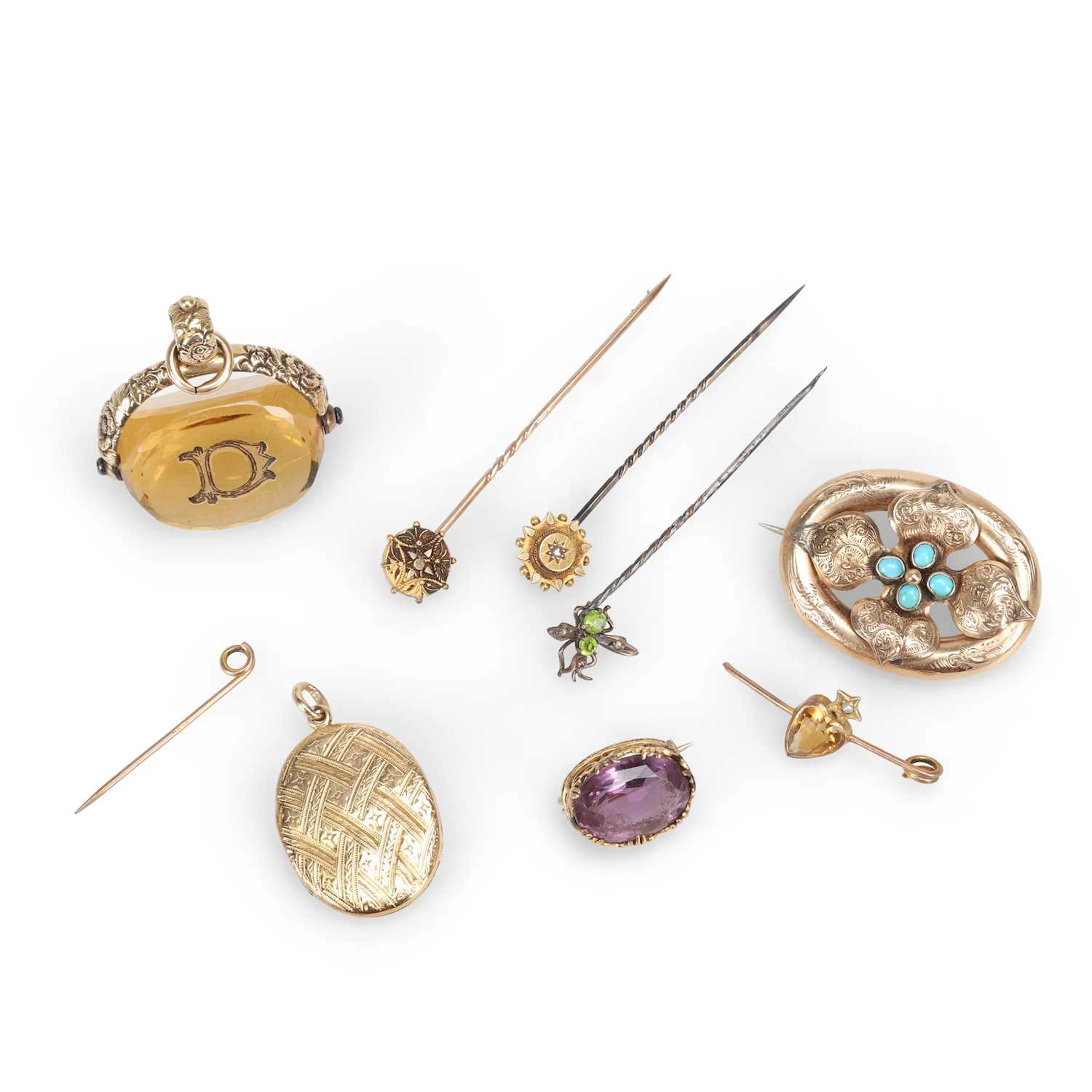 A GROUP OF VICTORIAN JEWELLERY