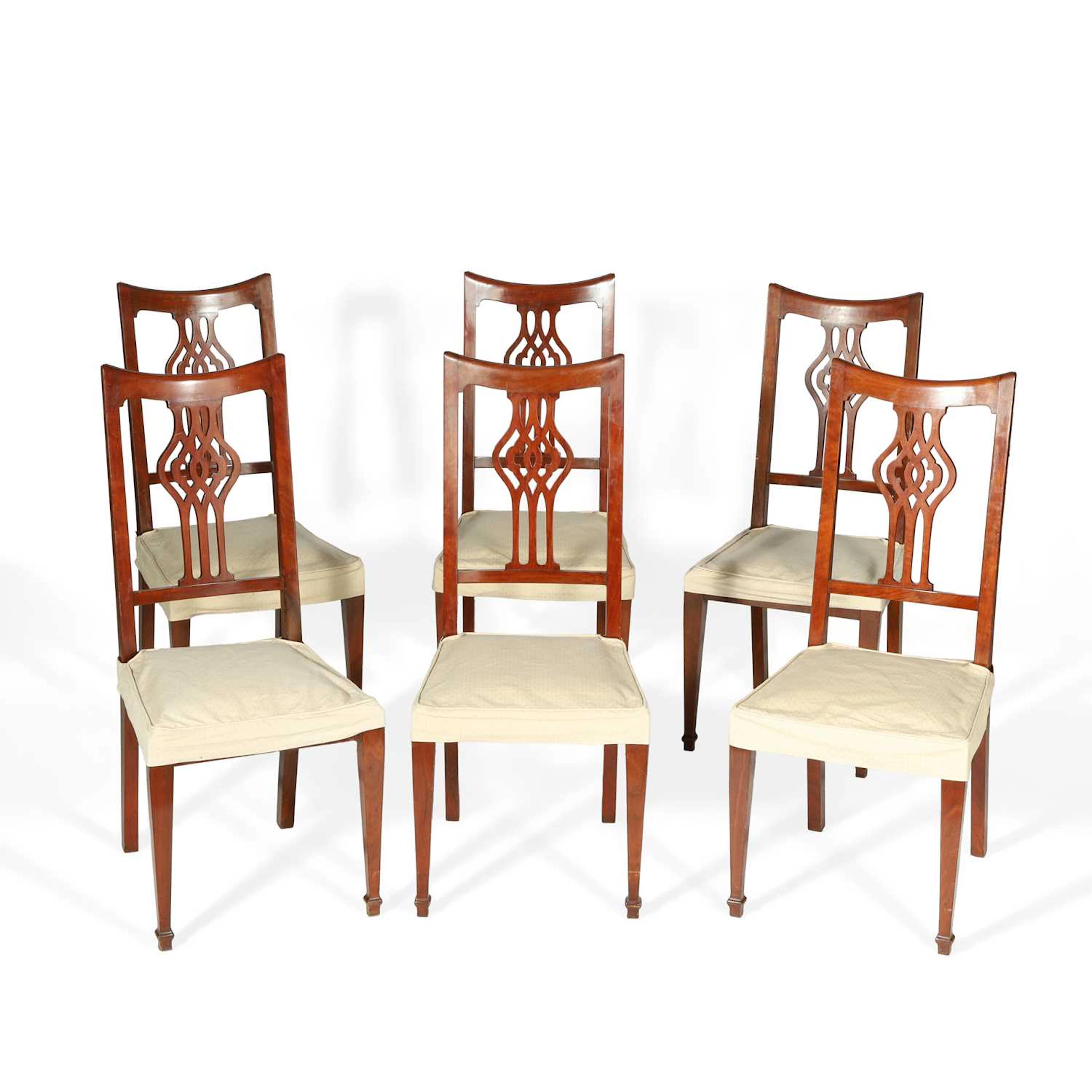 A SET OF SIX EDWARDIAN MAHOGANY DINING CHAIRS