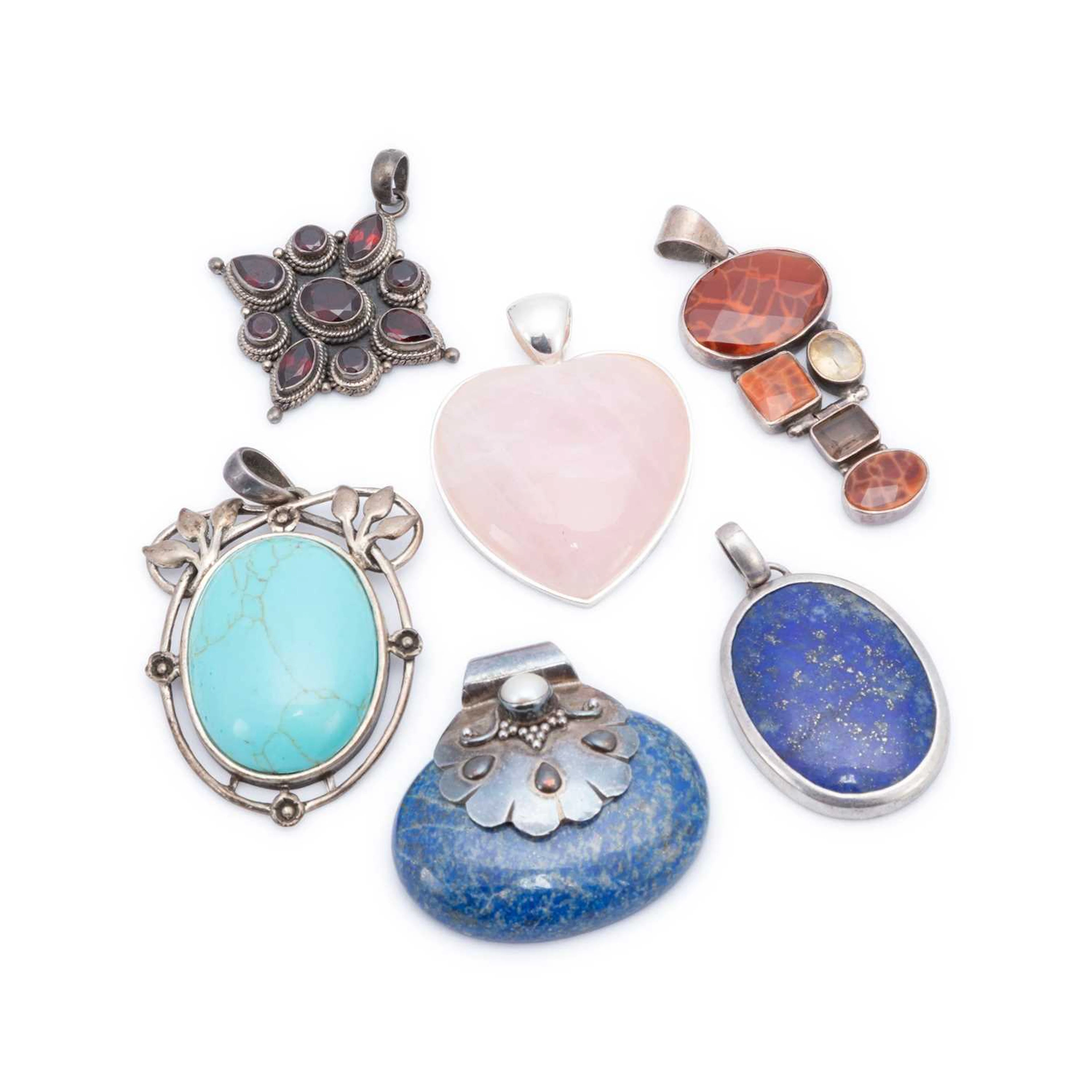A COLLECTION OF SILVER GEM-SET JEWELLERY