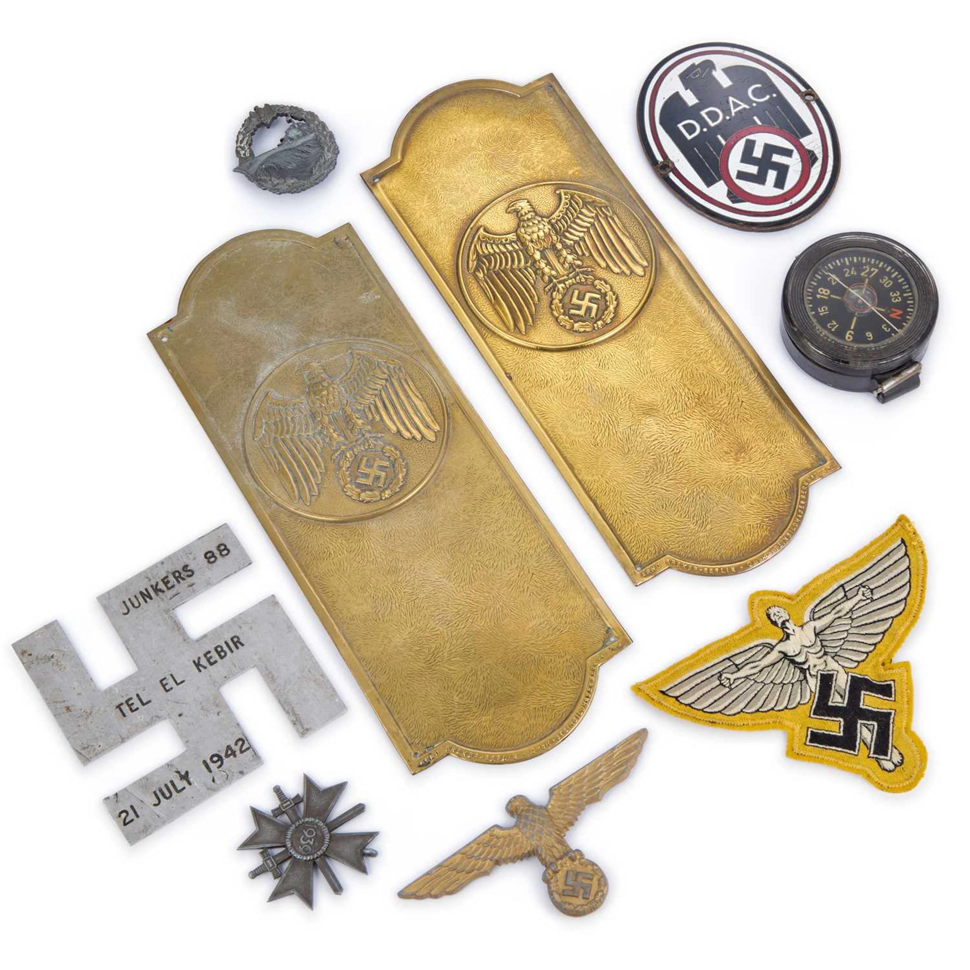 A GROUP OF GERMAN MILITARIA