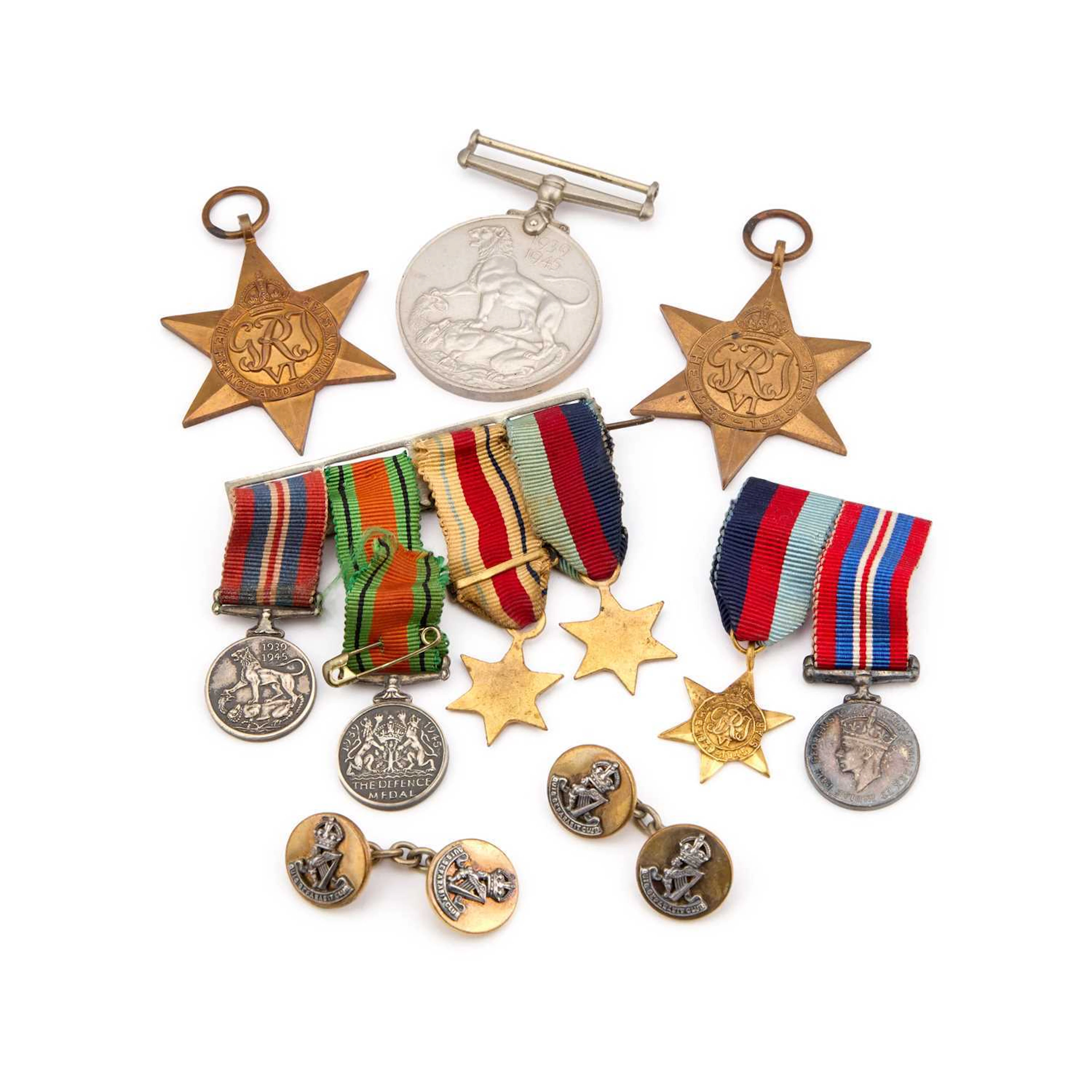 A GROUP OF MEDALS AND MINIATURE MEDALS