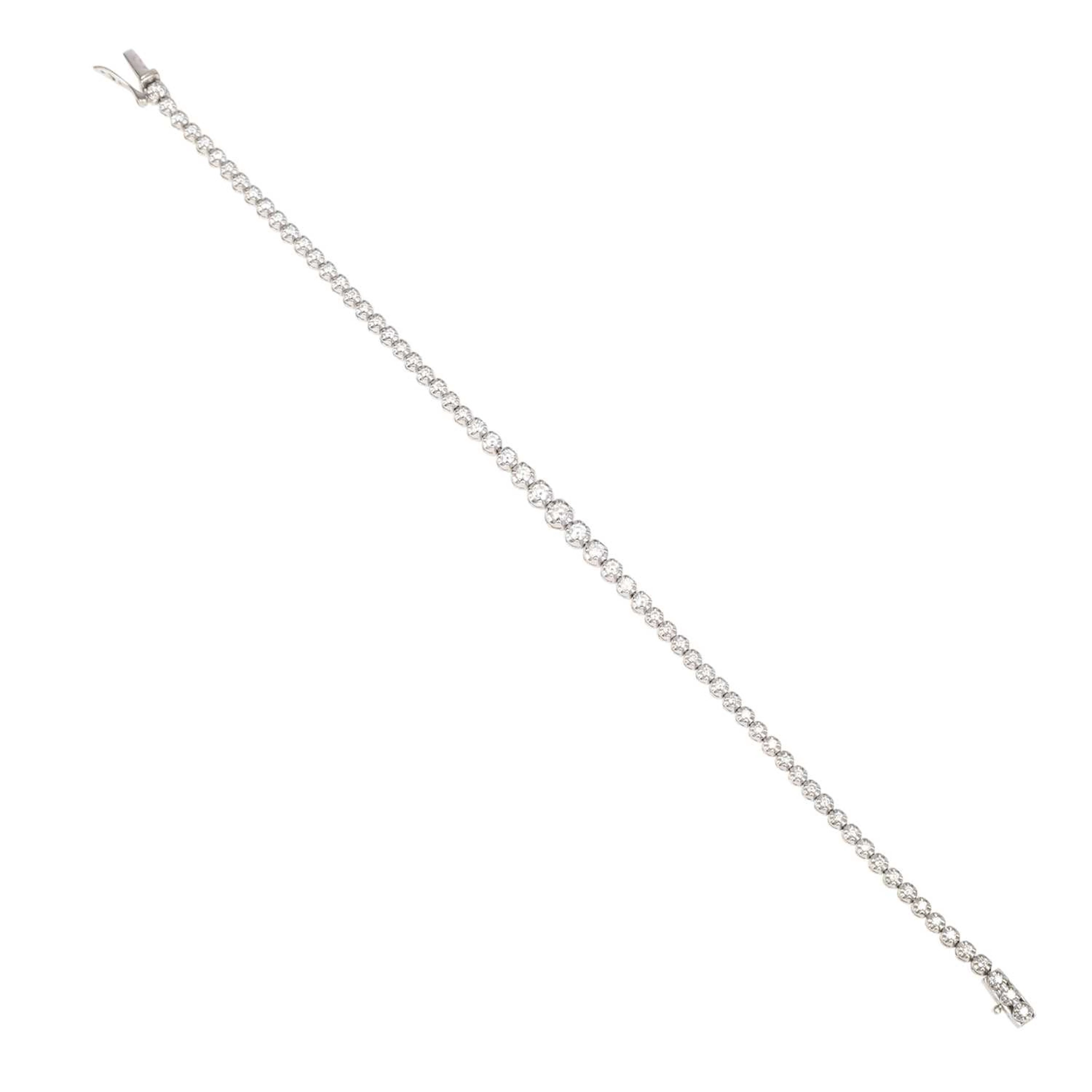 A DIAMOND LINE BRACELET