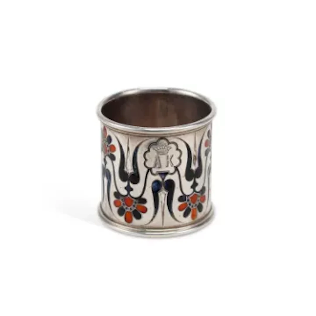 A RUSSIAN SILVER AND ENAMEL NAPKIN RING
