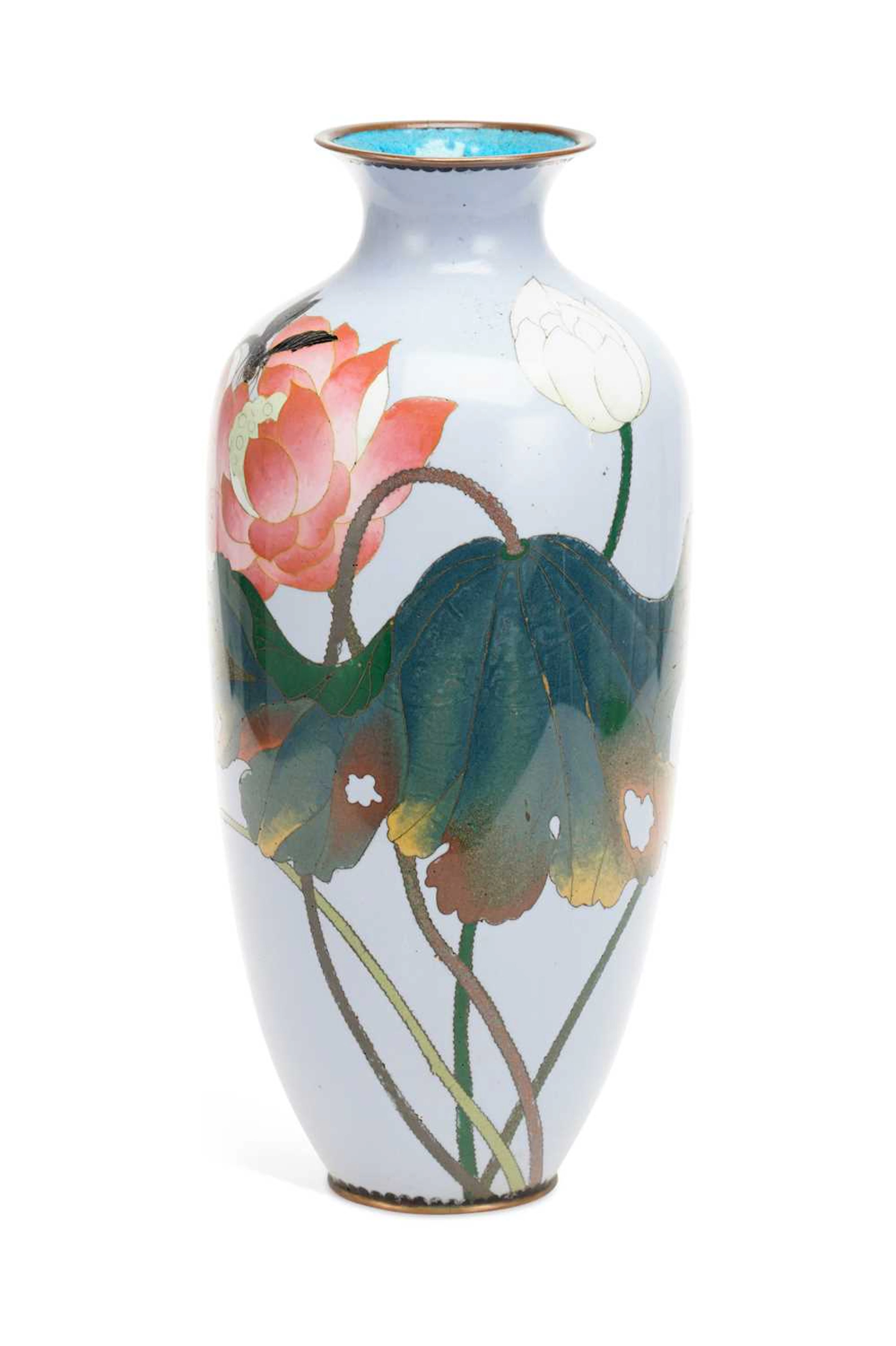 A JAPANESE CLOISONNÉ ENAMEL VASE MEIJI/ TAISHO PERIOD