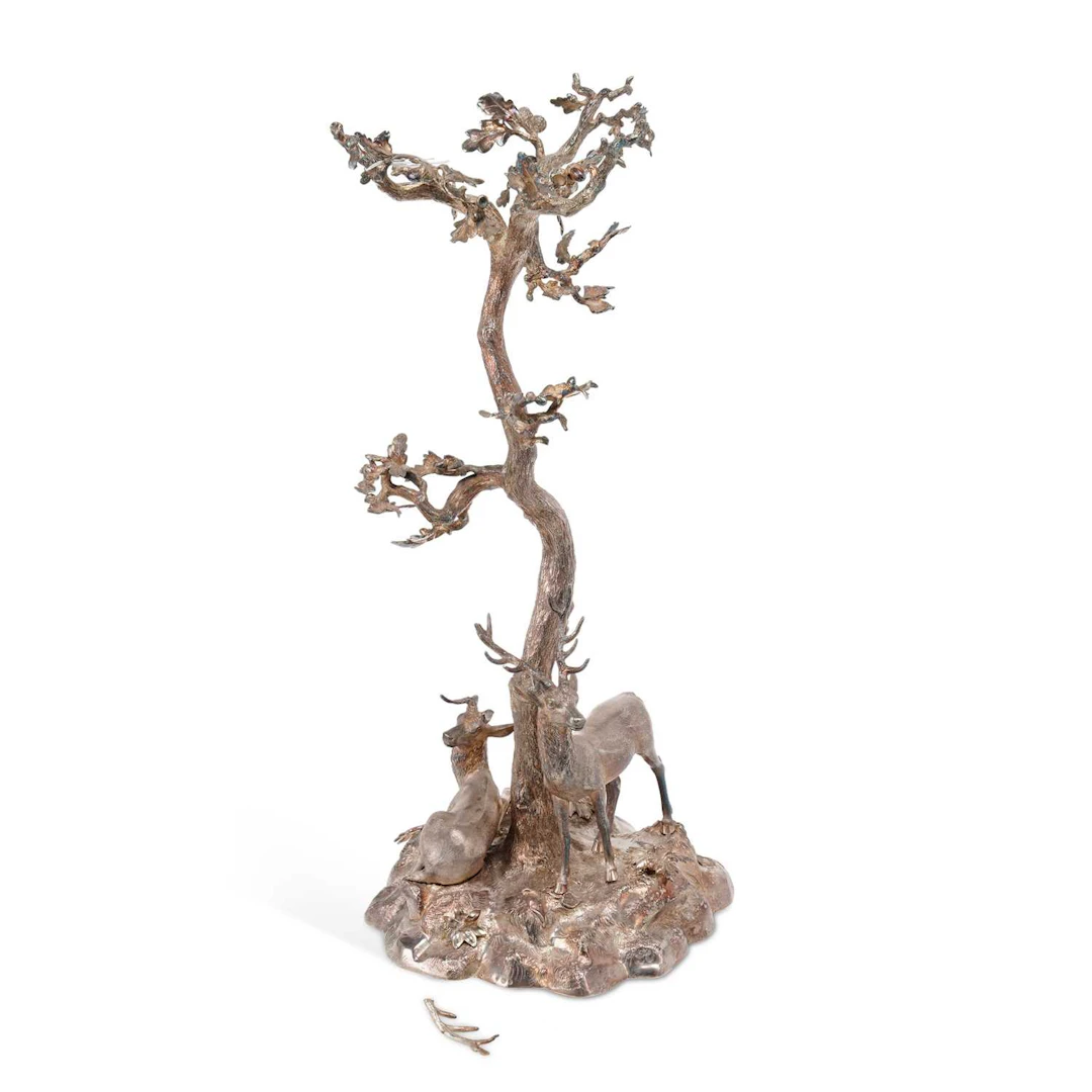 A SILVER-PLATED TABLE CENTREPIECE