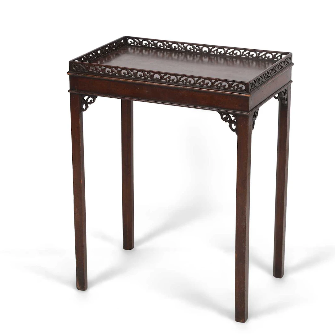 A MAHOGANY SILVER TABLE
