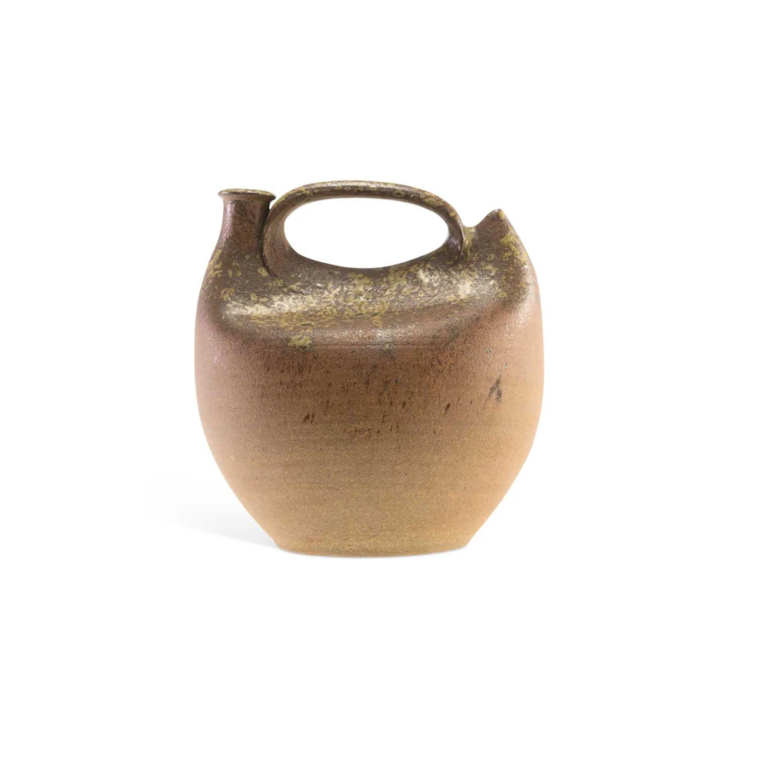 FOUR PIECES OF STUDIO POTTERY INCLUDING JIM MALONE, JOHN LEECH AND WINCHCOMBE