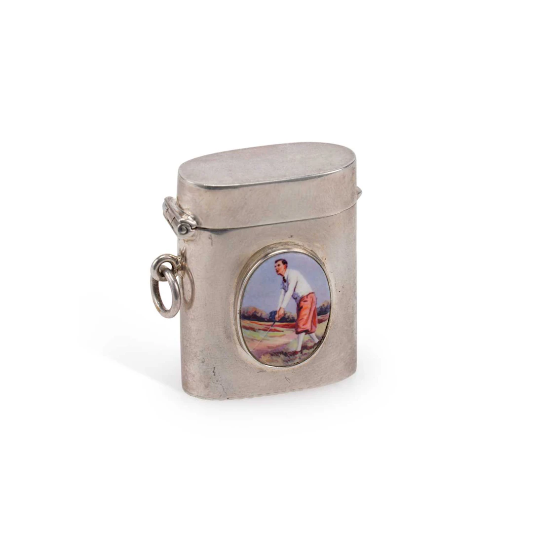 A CONTINENTAL SILVER AND ENAMEL VESTA CASE