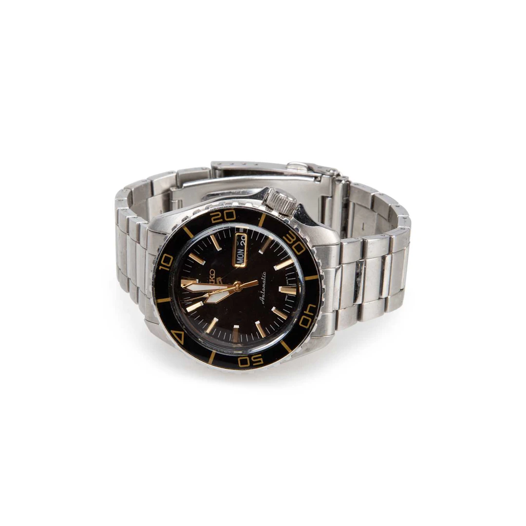 A GENTS STEEL SEIKO AUTOMATIC BRACELET WATCH