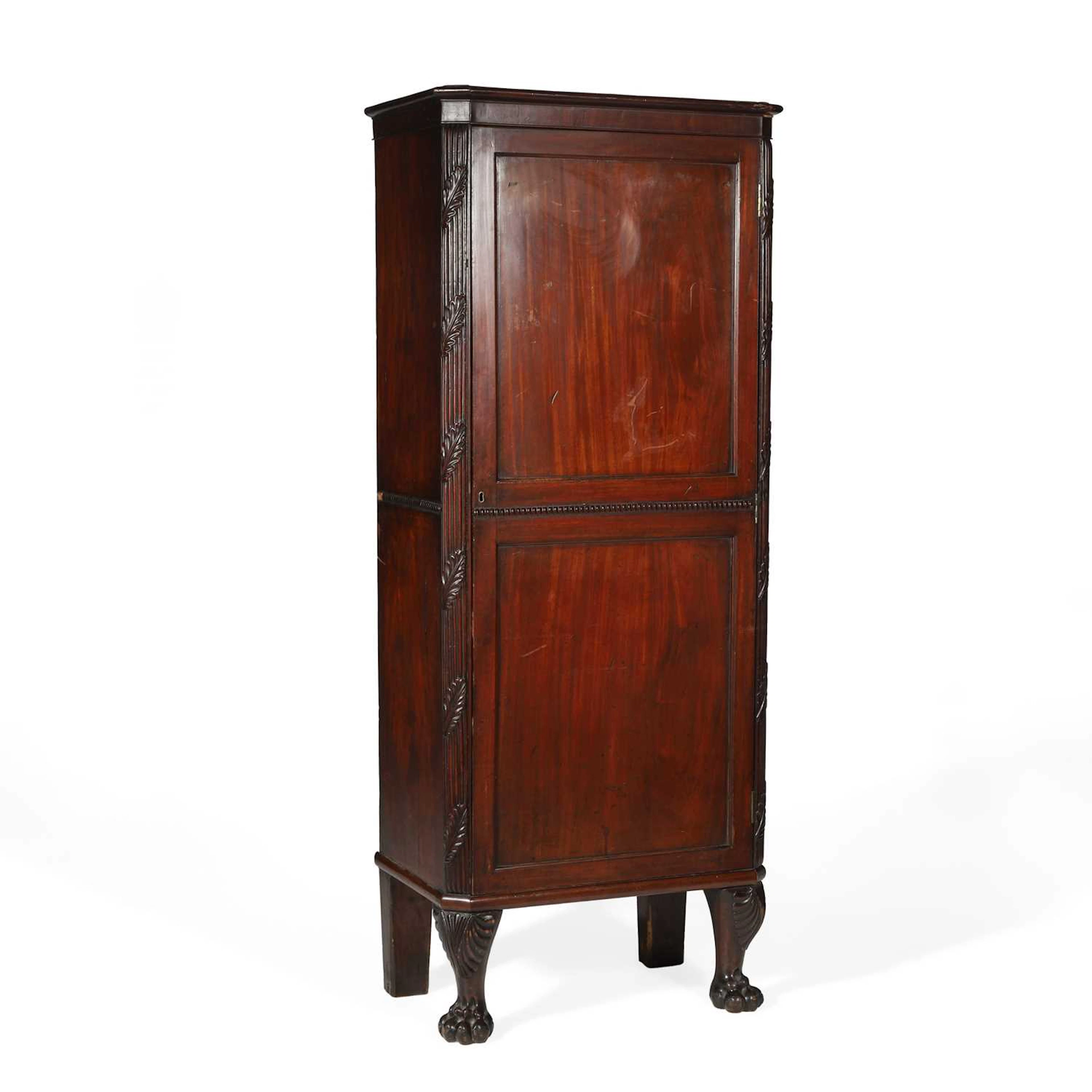 A MAHOGANY SIDE CABINET