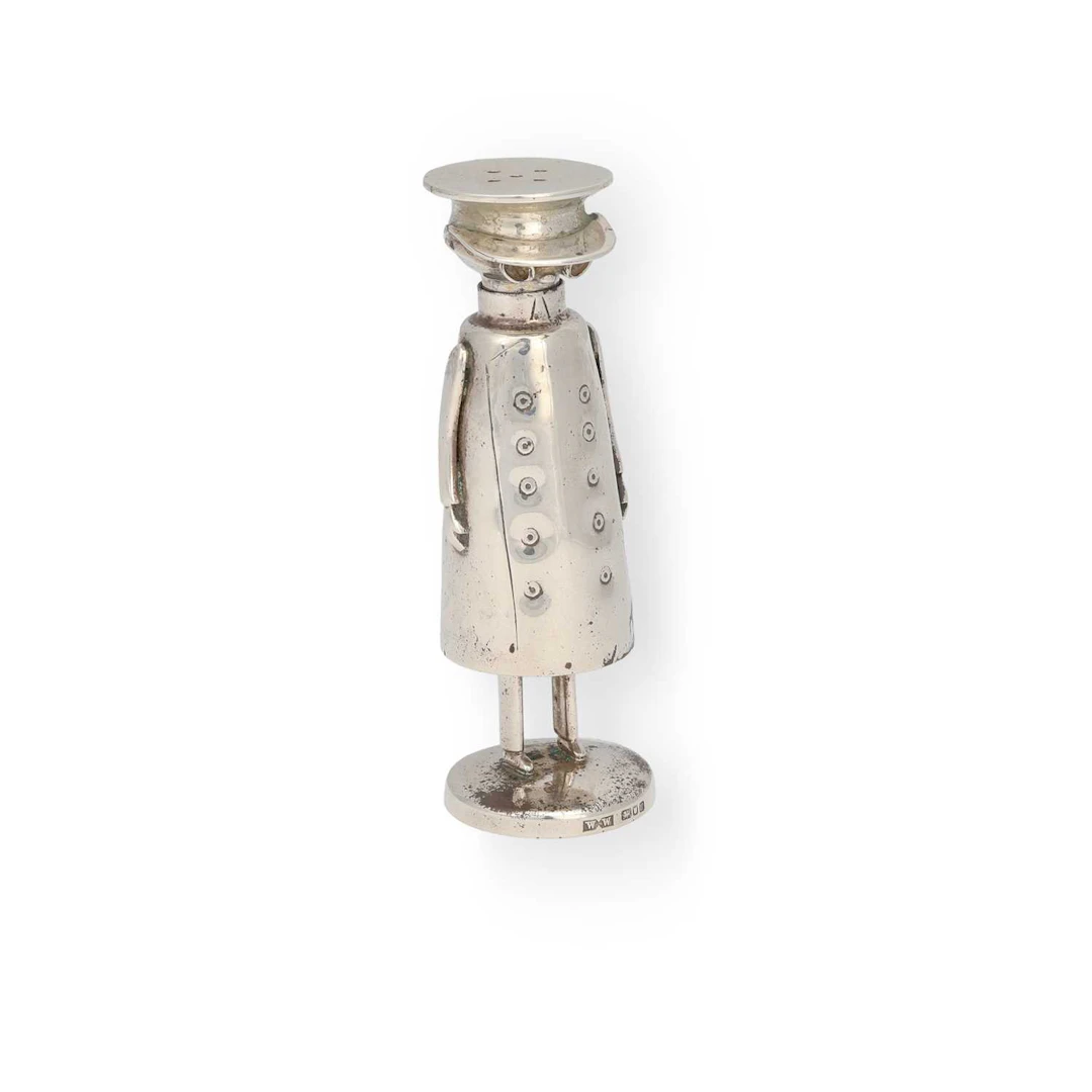 AN ELIZABETH II SILVER NOVELTY PEPPERETTE