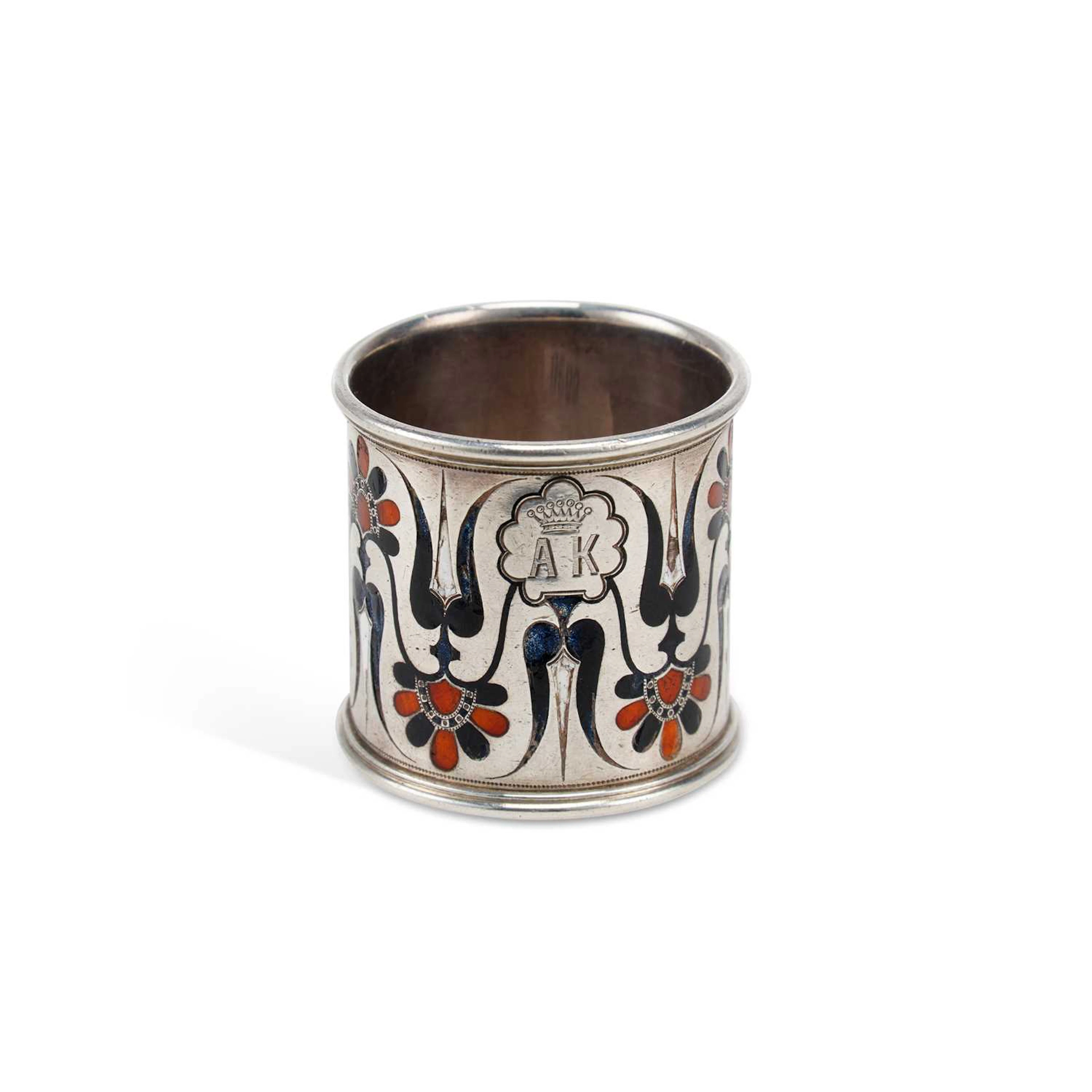 A RUSSIAN SILVER AND ENAMEL NAPKIN RING