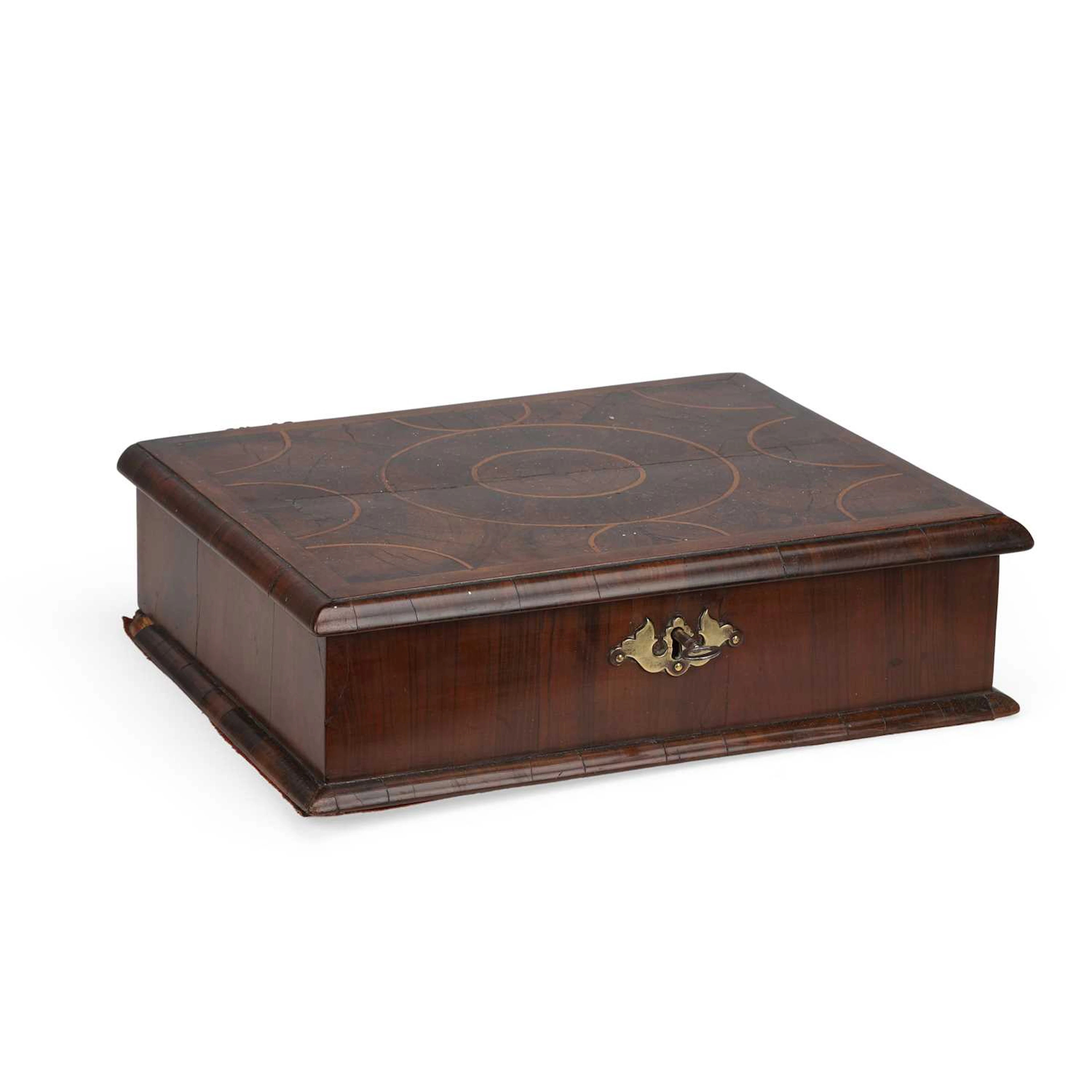 A WILLIAM AND MARY OYSTER VENEERED LACE BOX