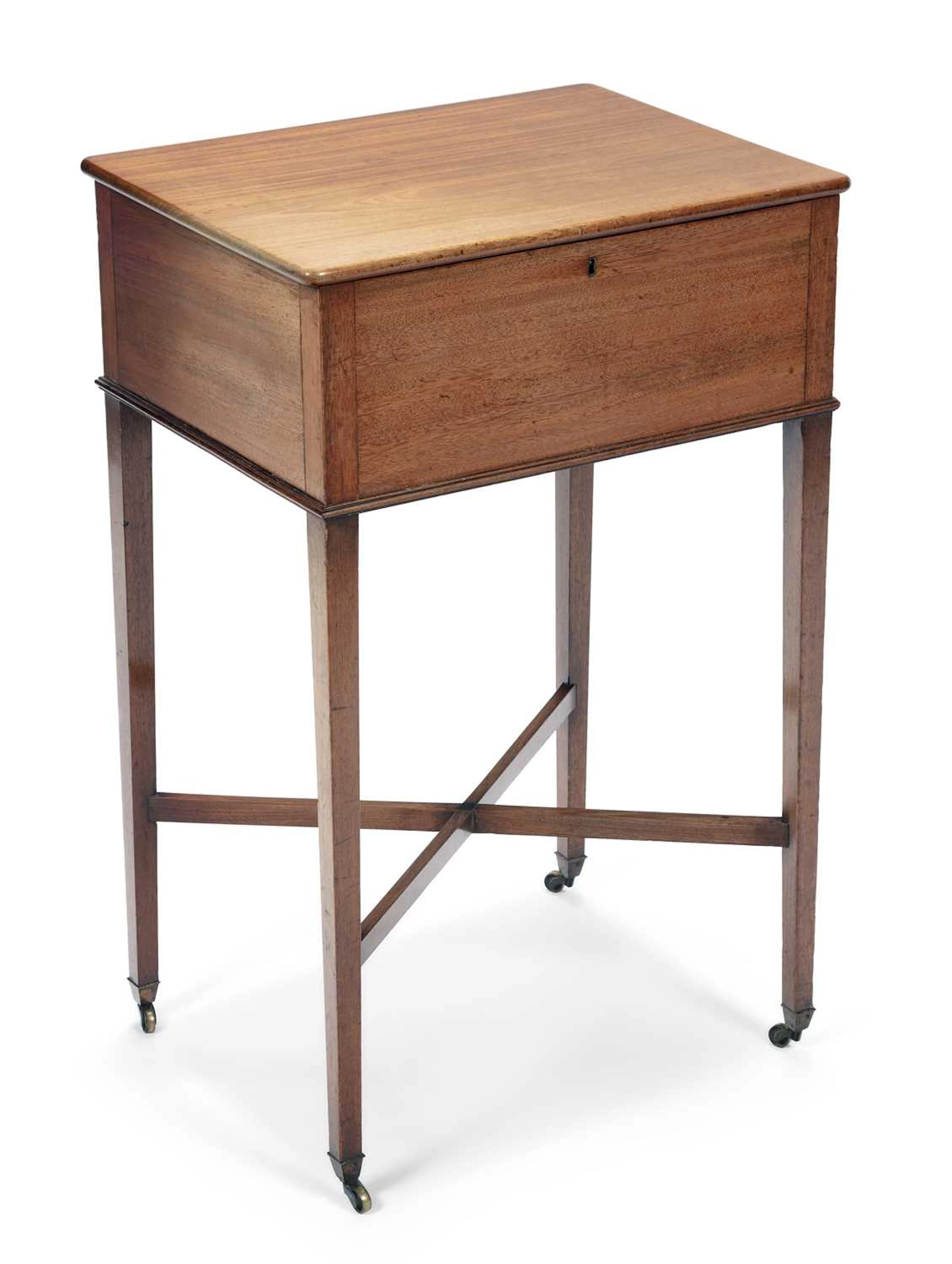 A 19TH CENTURY MAHOGANY WORK TABLE