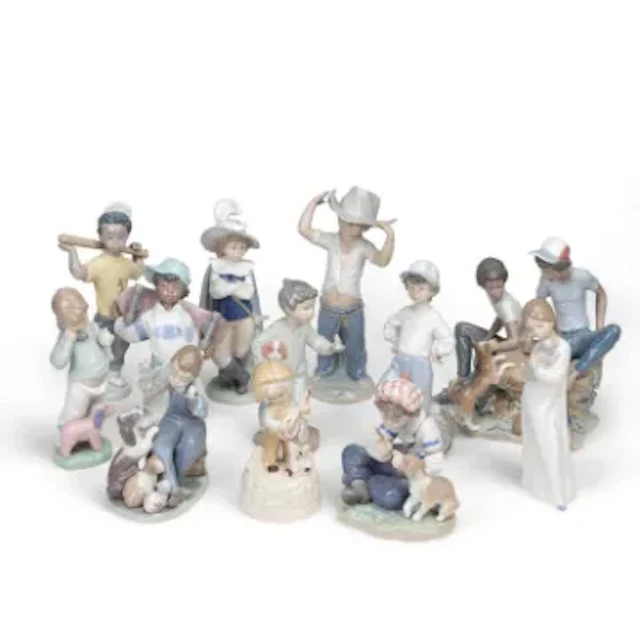 A COLLECTION OF LLADRÓ, NAO AND CONTINENTAL FIGURES