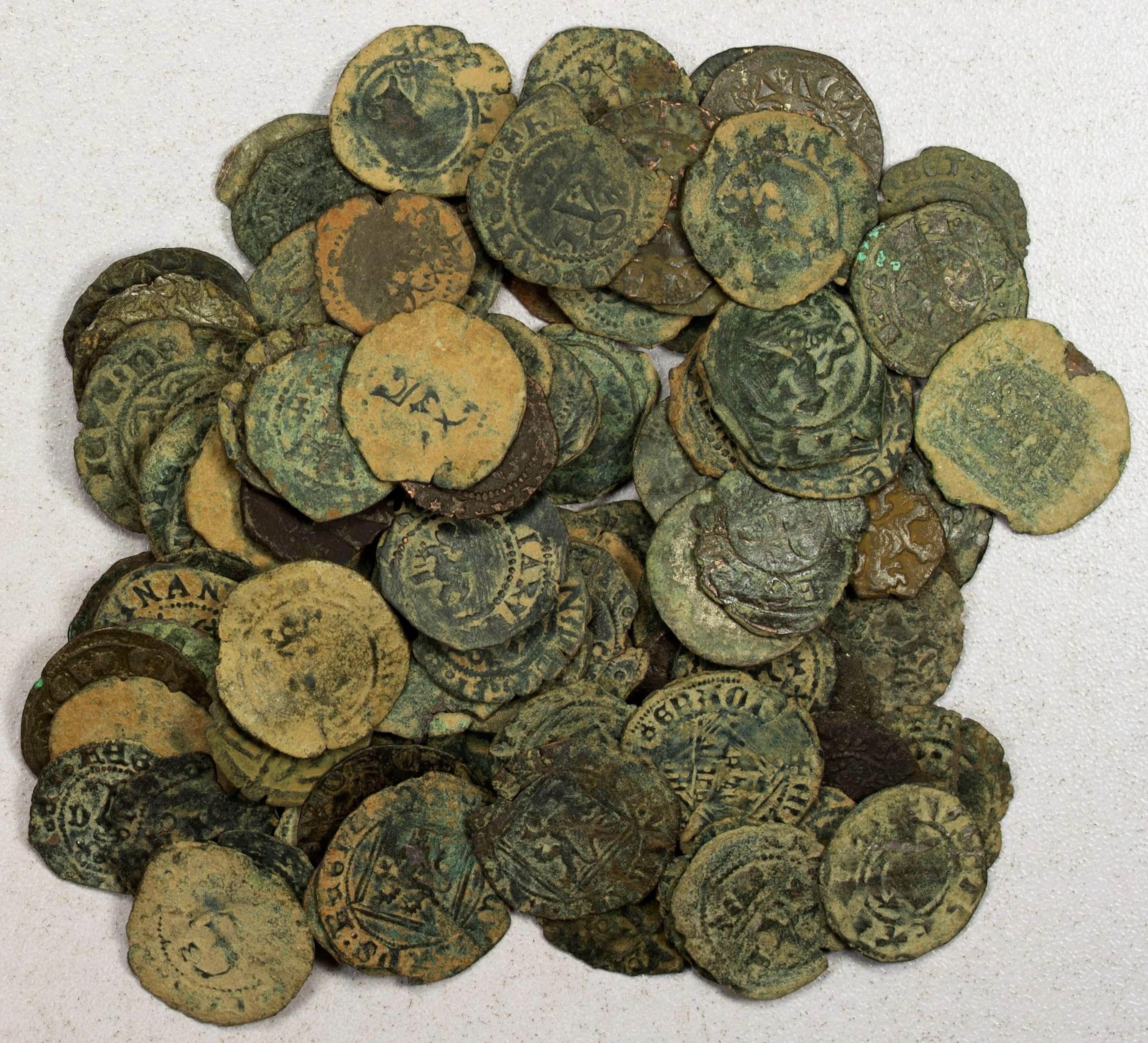 SPAIN: LOT of 100 coins